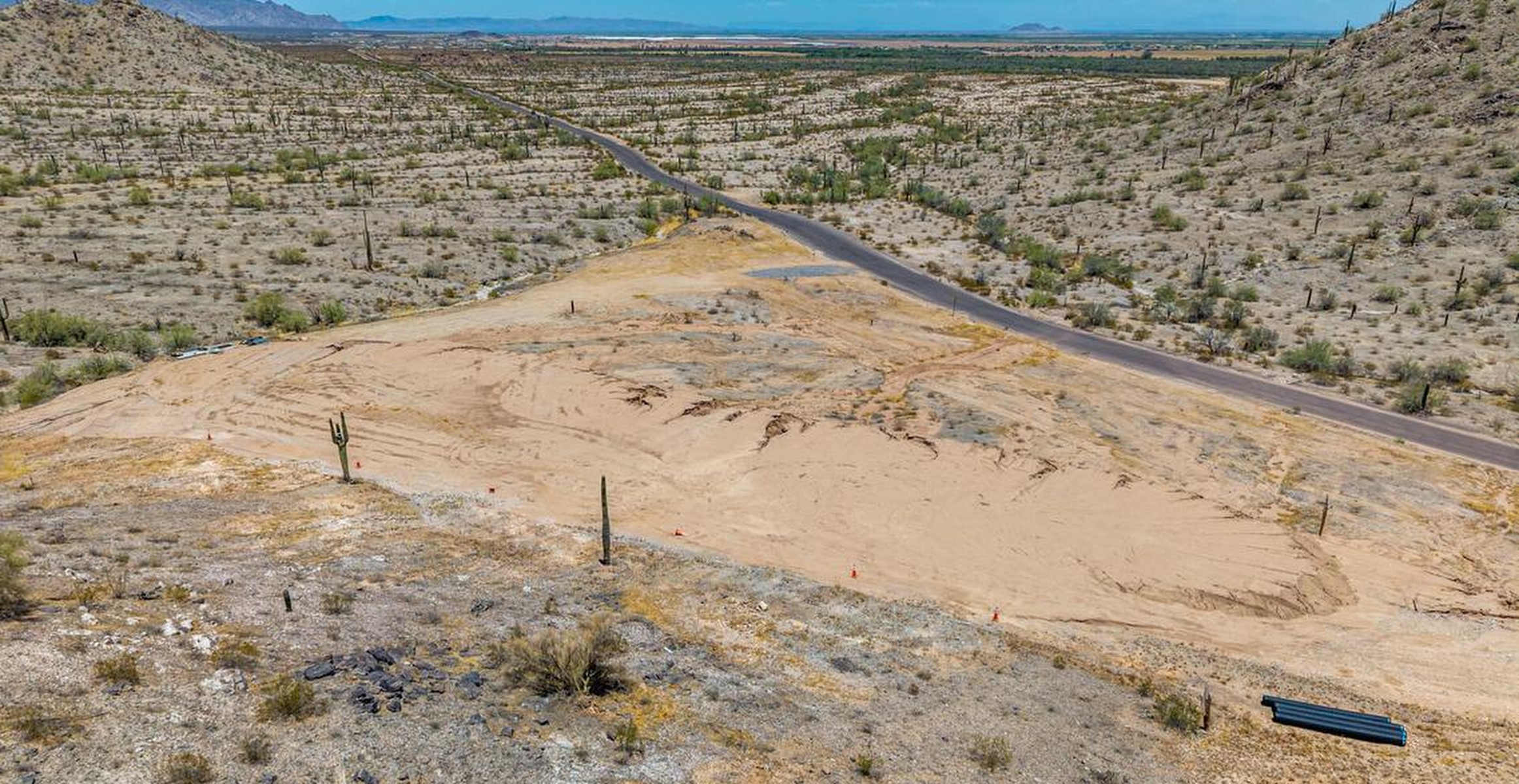  12608 N Sleeping Coyote Drive  Oro Valley, AZ - 物件實景