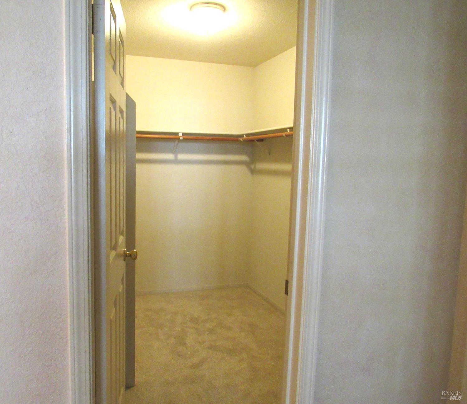 Sonoma, California, 95476, United States, 2 Bedrooms Bedrooms, ,2 BathroomsBathrooms,Residential,For Sale,1979708