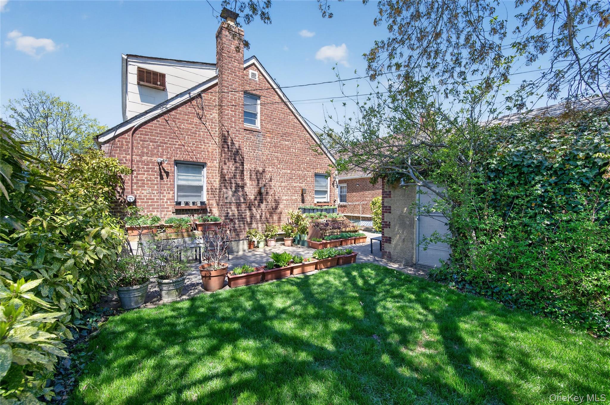  160 Albermarle Avenue, Valley Stream, NY, 11580 - 物件實景