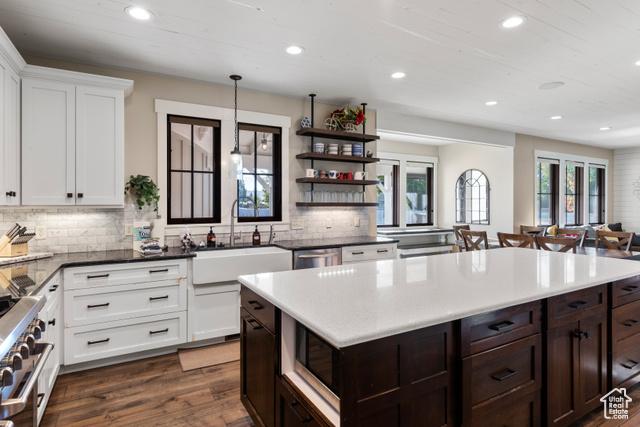 Garden City, Utah, 84028, United States, 10 Bedrooms Bedrooms, ,9 BathroomsBathrooms,Residential,For Sale,1978016