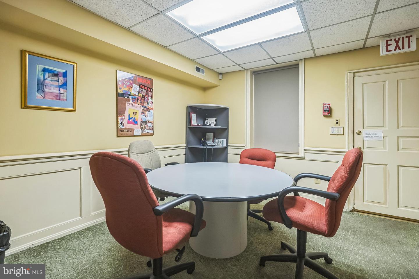 Philadelphia, Pennsylvania, 19103, United States, ,Residential,For Sale,1903580