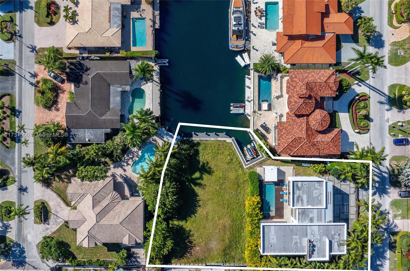 North Miami Beach, Florida, 33160, United States, 6 Bedrooms Bedrooms, ,8 BathroomsBathrooms,Residential,For Sale,1759326
