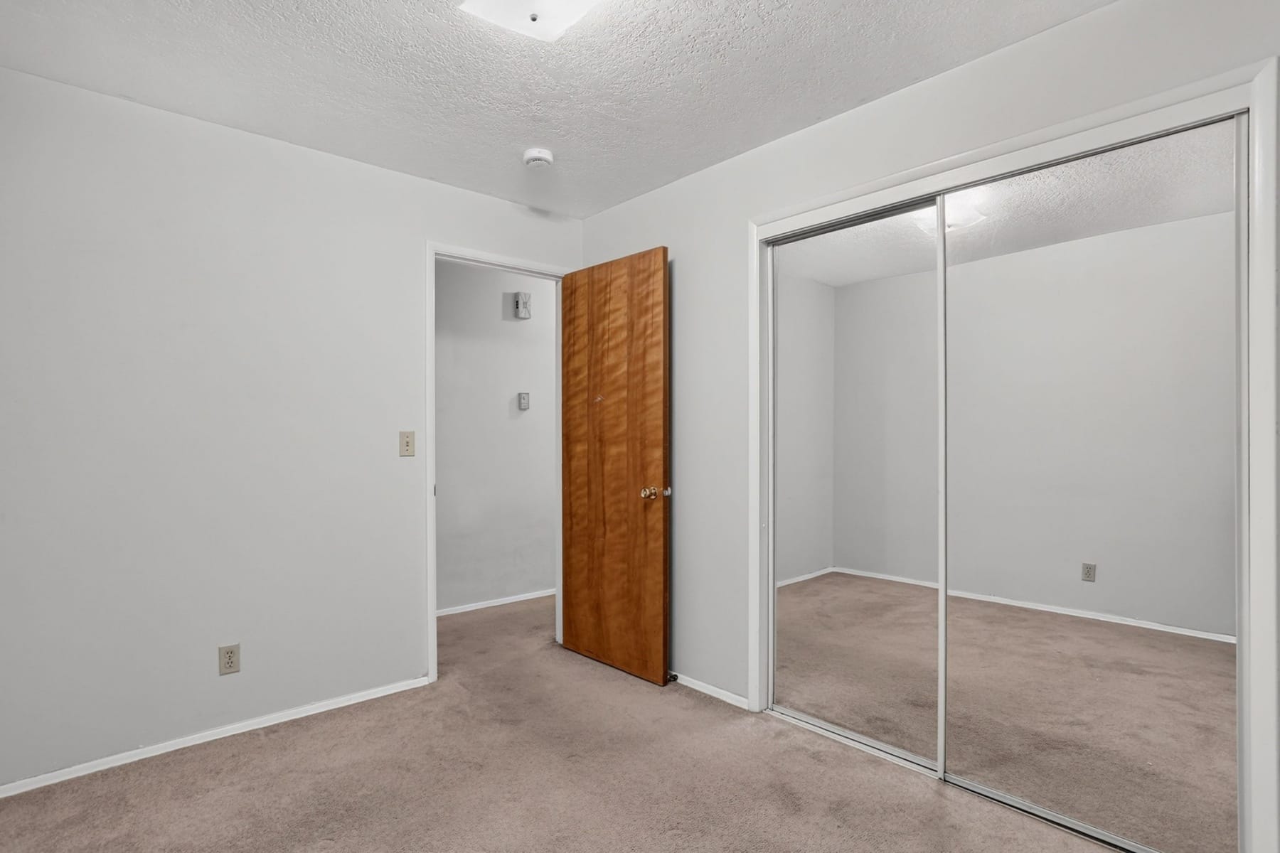  13345 NW WESTLAWN TER Portland, OR 97229 - 物件實景