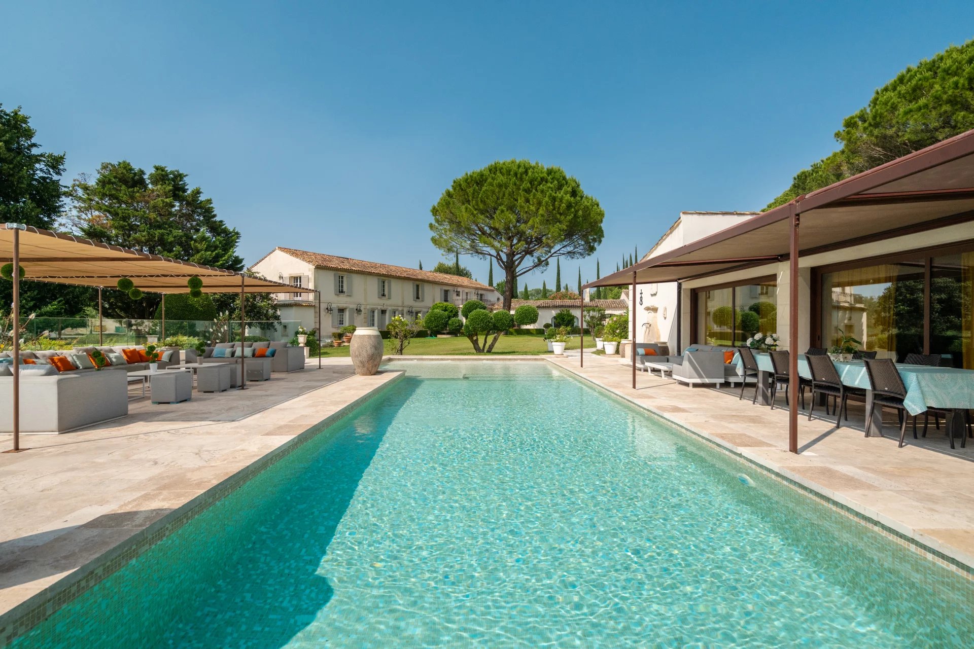 Arles, Provence-Alpes-Côte d’Azur, 13200, FR, ,Residential,For Sale,1987892