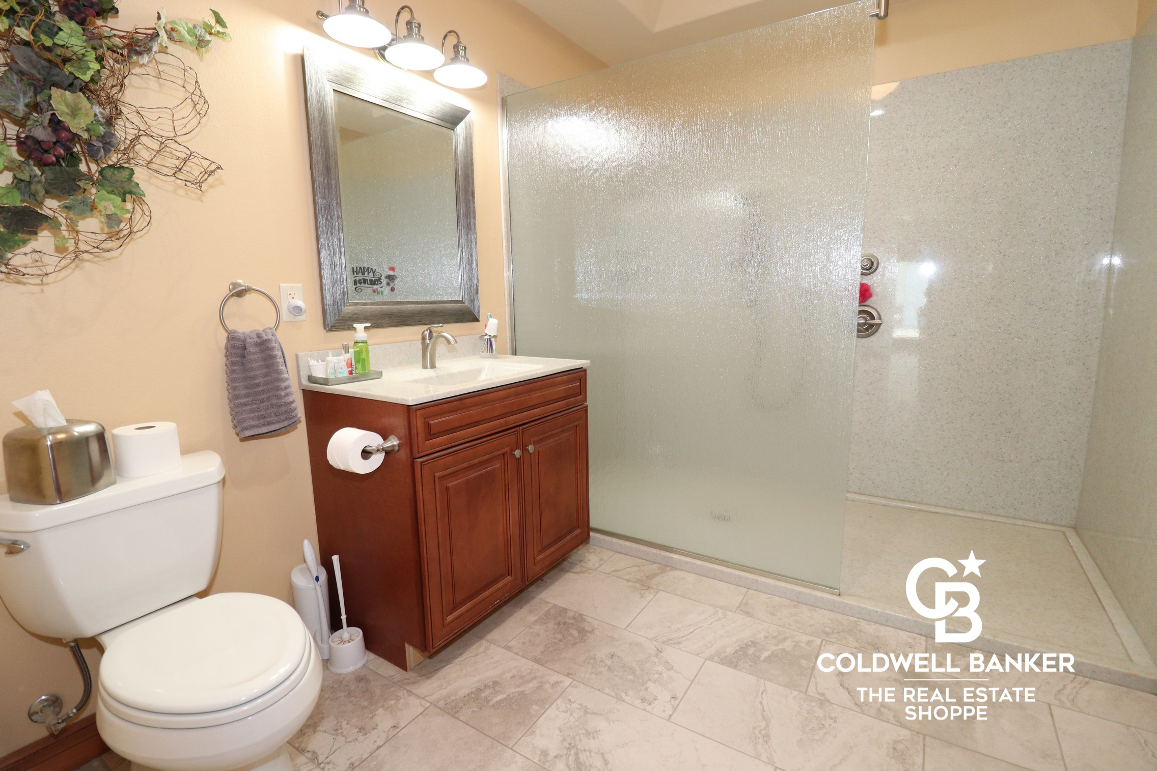 Garden City, Kansas, 67846, United States, 2 Bedrooms Bedrooms, ,Residential,For Sale,1890004