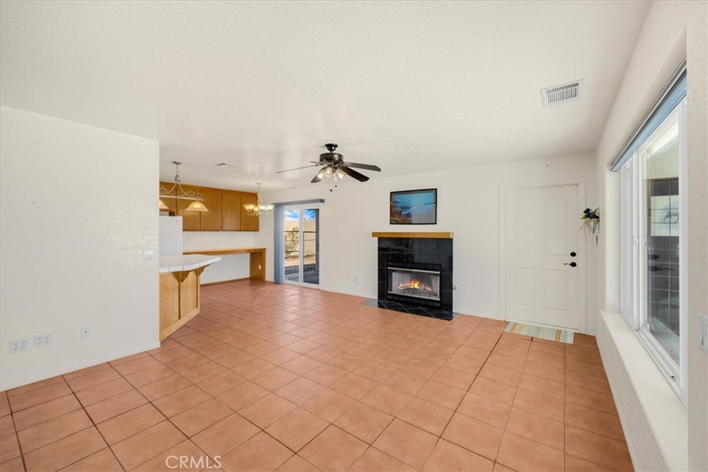 Hesperia, California, 92345, United States, 6 Bedrooms Bedrooms, ,4 BathroomsBathrooms,Residential,For Sale,1942920
