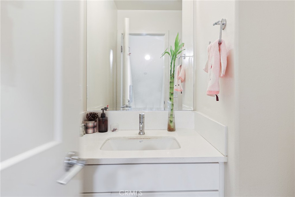Rosemead, California, 91770, United States, 3 Bedrooms Bedrooms, ,3 BathroomsBathrooms,Residential,For Sale,1889912
