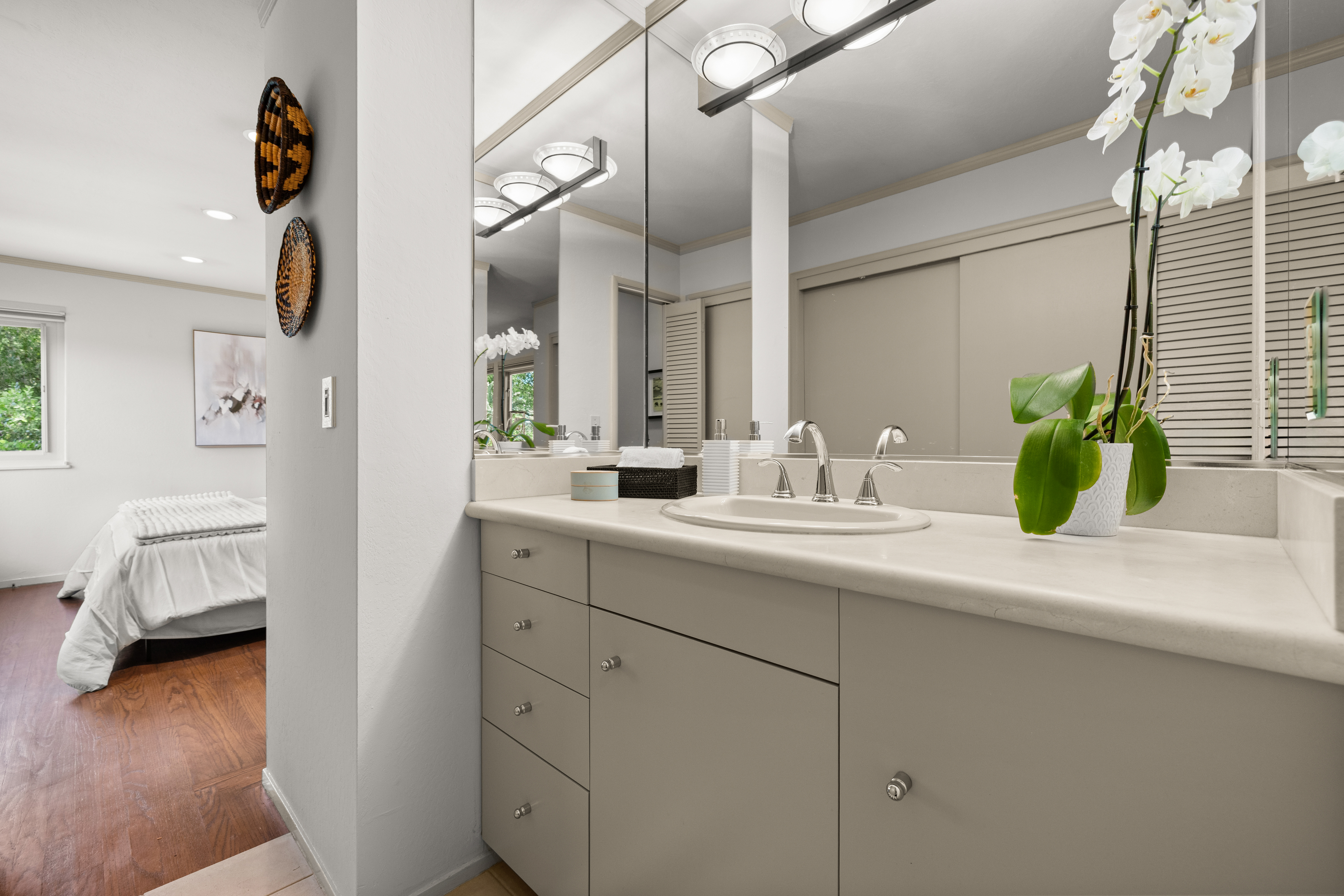  Mid-Century Design and Natural Tranquility in San Rafael’s West End - 物件實景