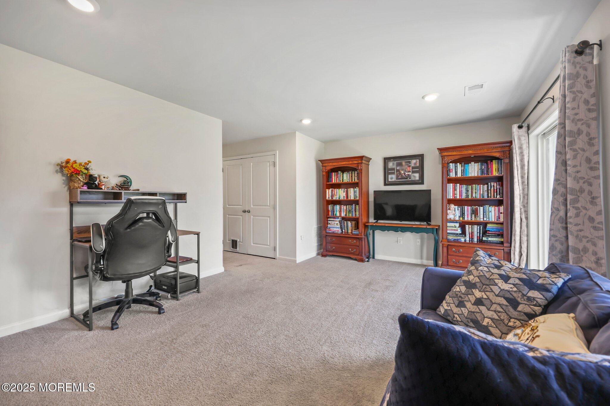 Jackson, New Jersey, 08527, United States, 3 Bedrooms Bedrooms, ,4 BathroomsBathrooms,Residential,For Sale,1979150