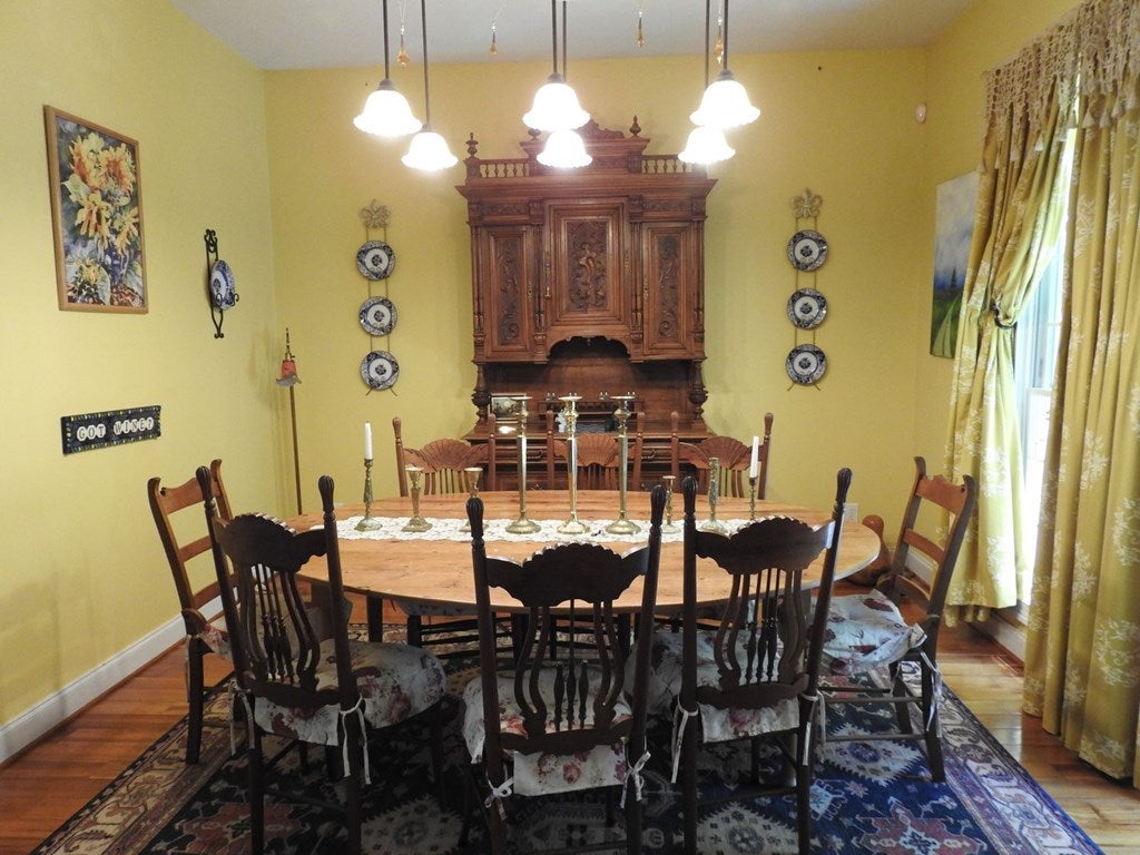 Blue Ridge, Georgia, 30513, United States, 5 Bedrooms Bedrooms, ,5 BathroomsBathrooms,Residential,For Sale,1859095