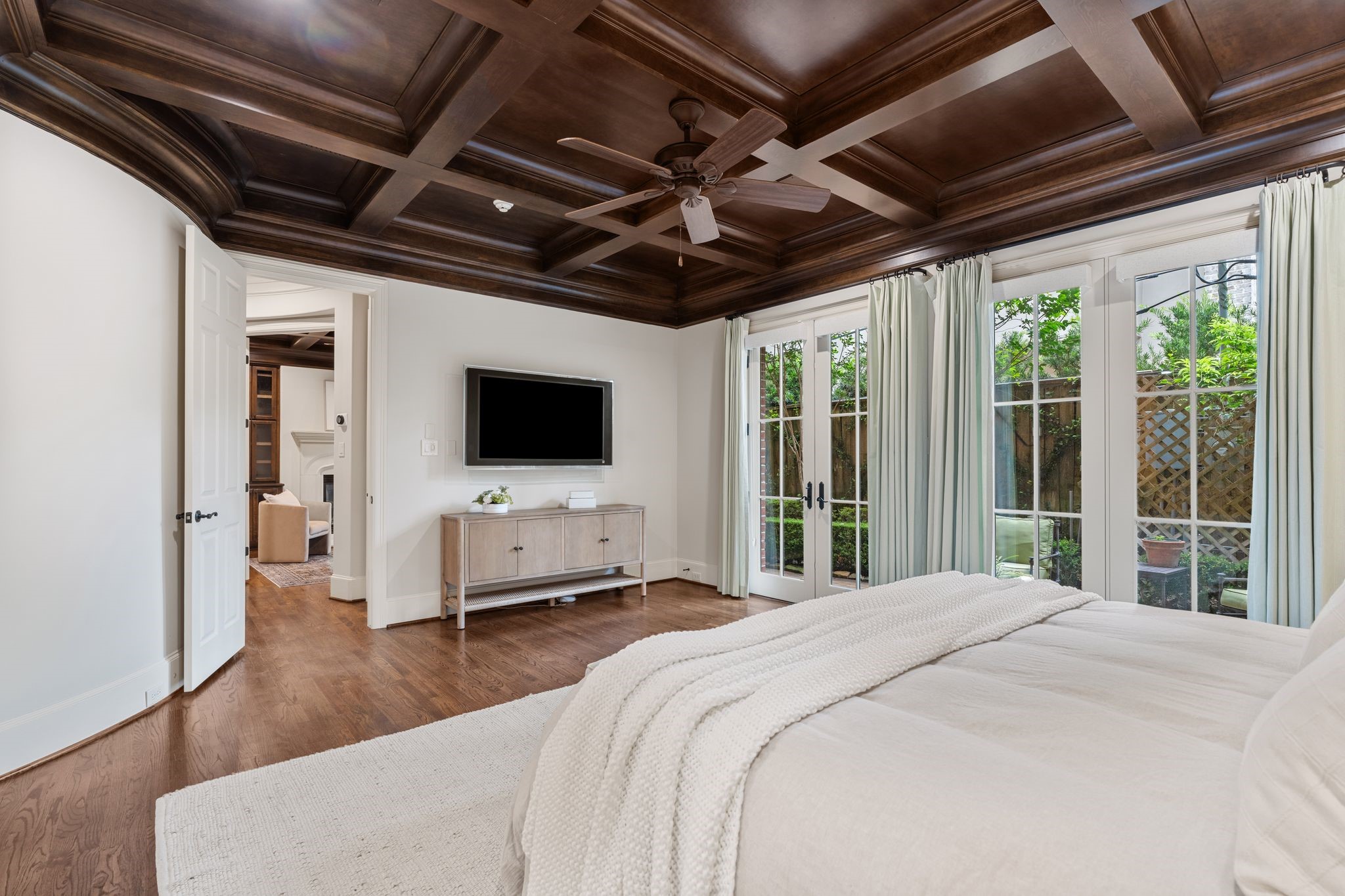  1010 Nantucket Drive F - 物件實景