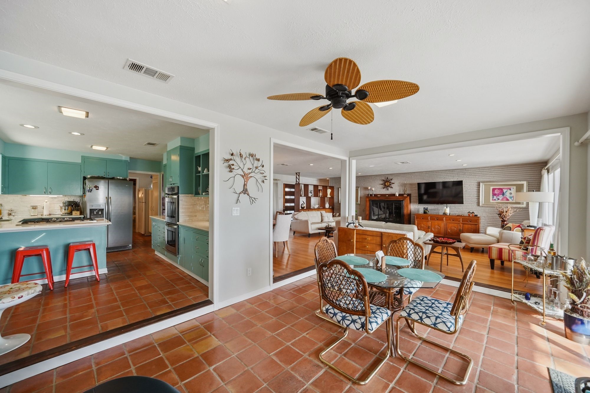  138 N Burnett Drive - 物件實景