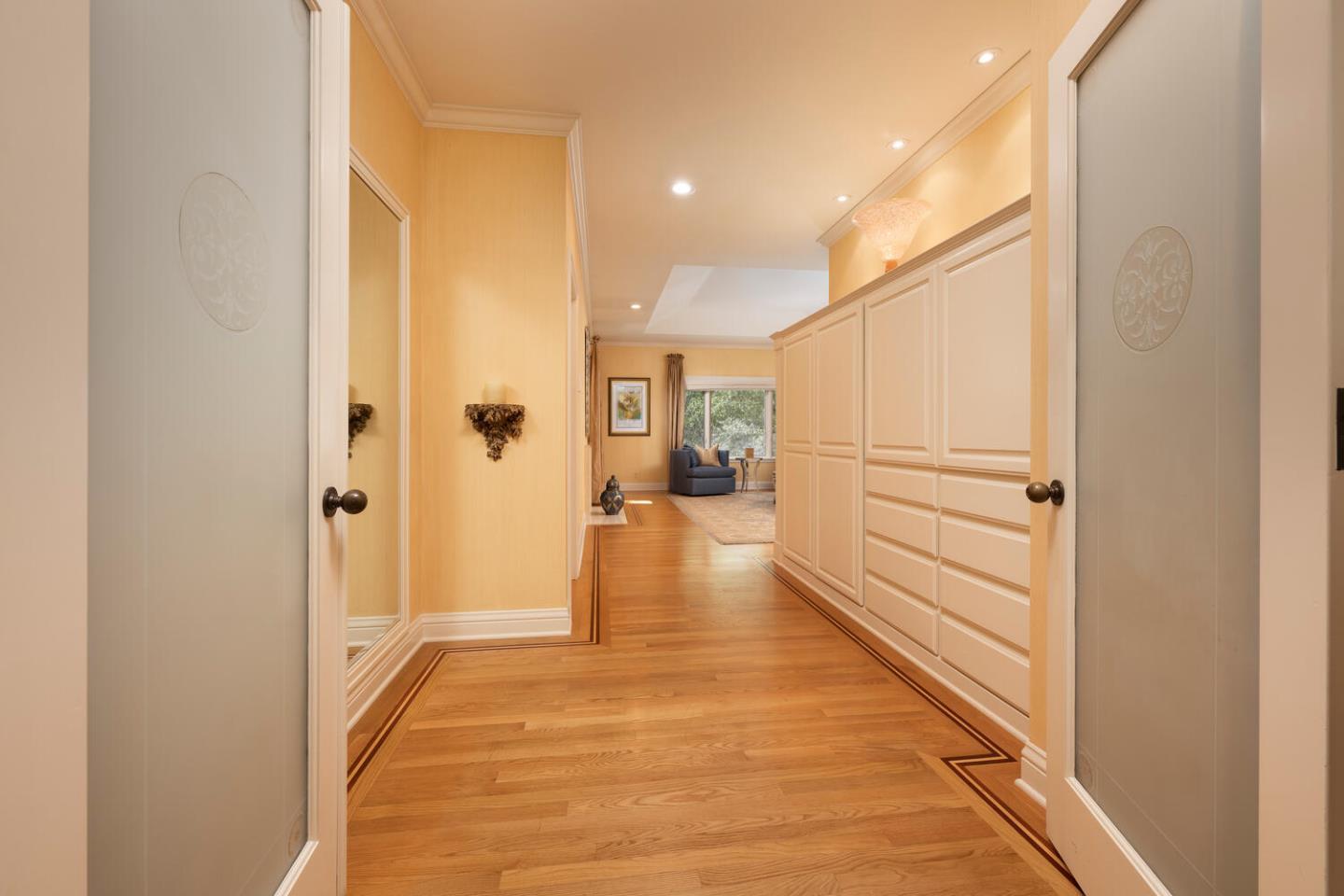 Hillsborough, California, 94010, United States, 4 Bedrooms Bedrooms, ,6 BathroomsBathrooms,Residential,For Sale,1941061