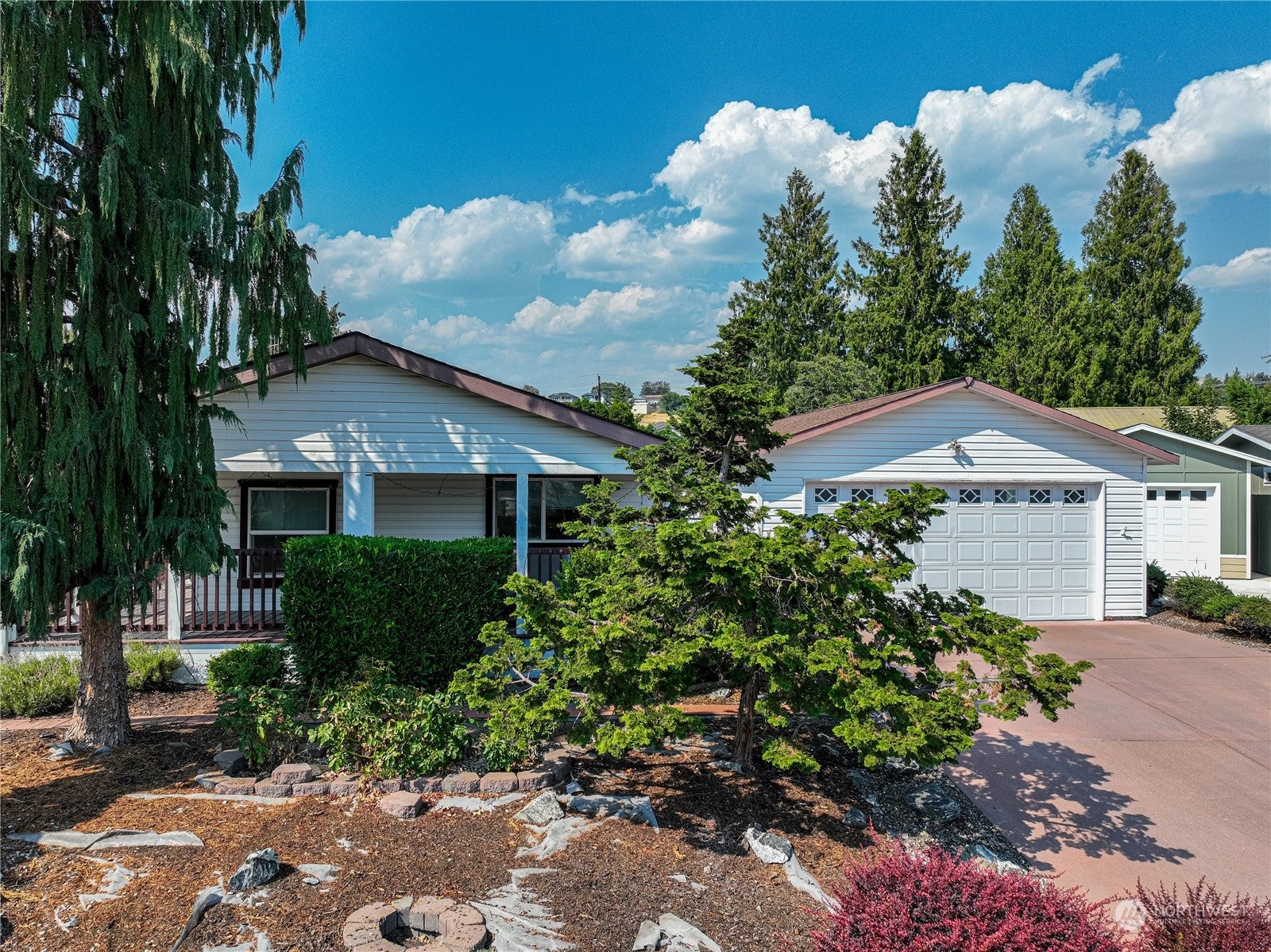 935 Sunrise Drive, Manson, Washington, 98831, United States, 3 Bedrooms Bedrooms, ,2 BathroomsBathrooms,Residential,For Sale,935 Sunrise Drive,1611966