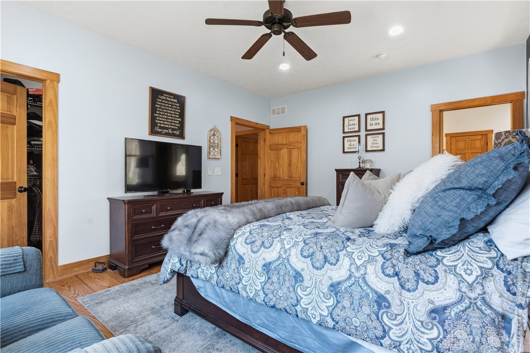 Adams Twp, Ohio, 45177, United States, 6 Bedrooms Bedrooms, ,4 BathroomsBathrooms,Residential,For Sale,1989294