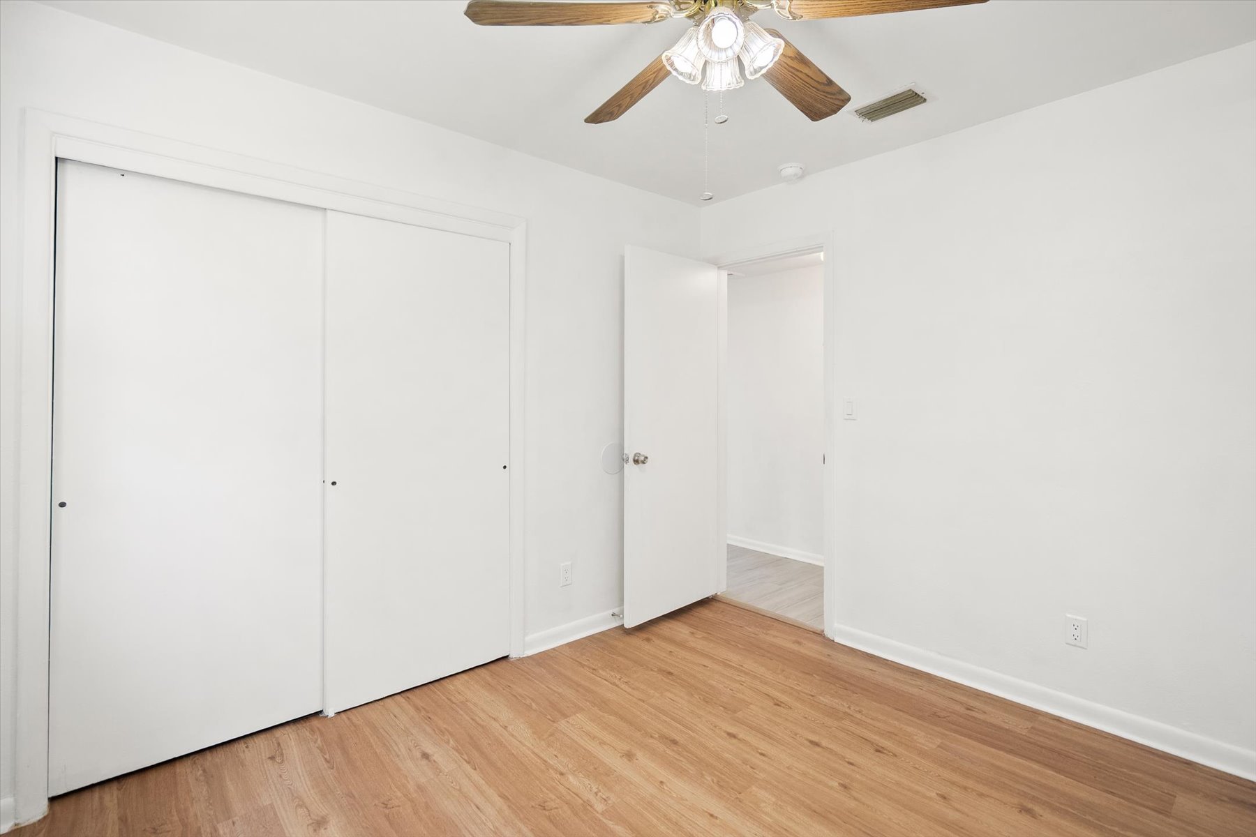  2125 W Lou Drive, Jacksonville, FL, 32216 - 物件實景