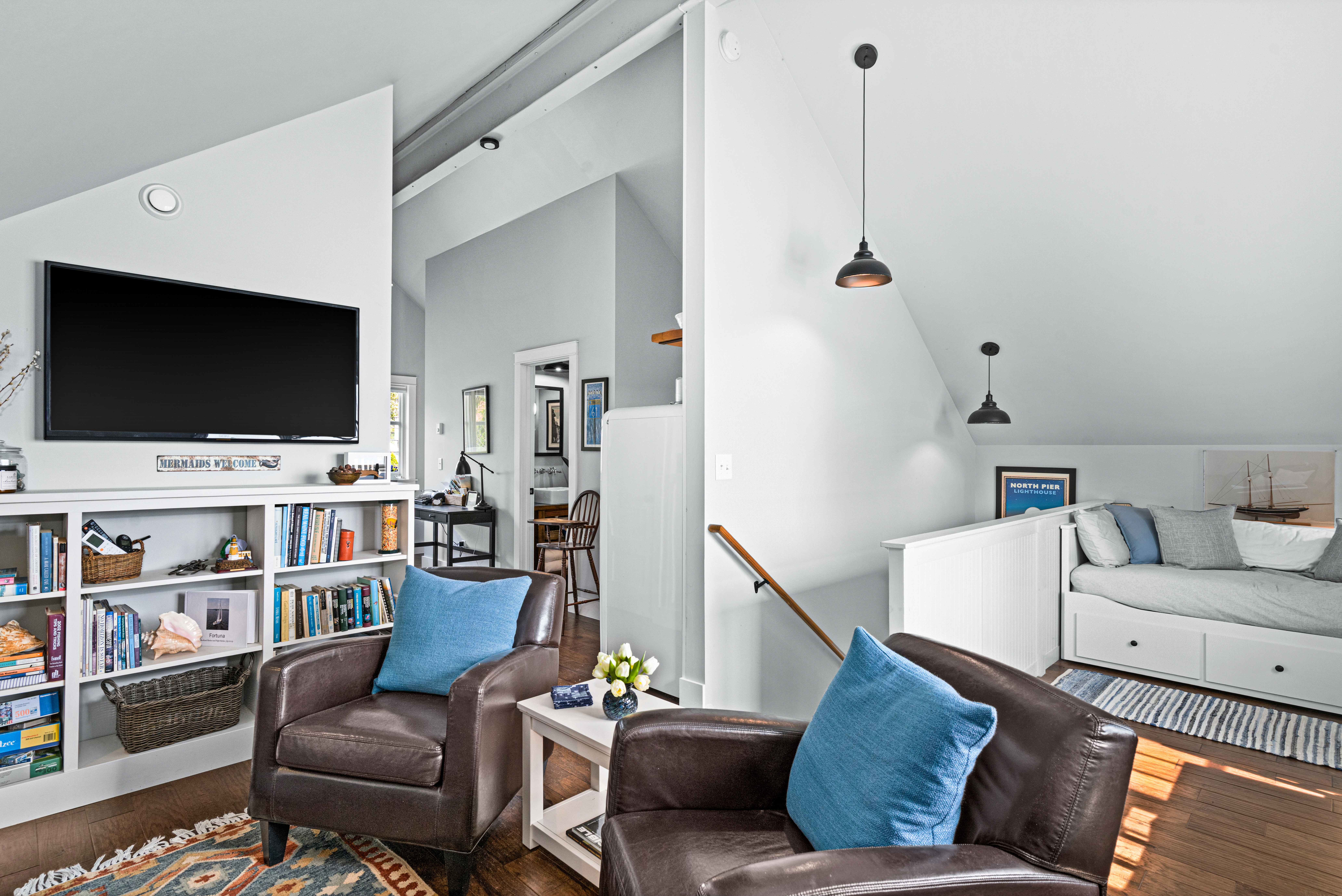  Craftsman Waterfront Retreat with Guest Quarters and Bay Views - 物件實景