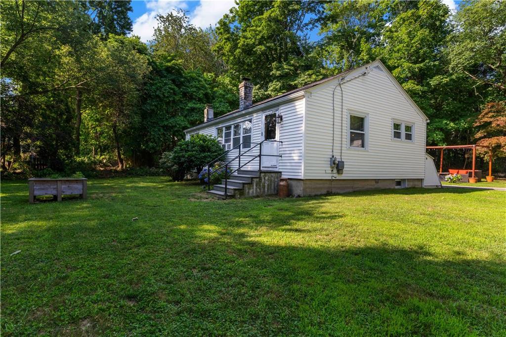 Bristol, Rhode Island, 02809, United States, 3 Bedrooms Bedrooms, ,1 BathroomBathrooms,Residential,For Sale,2002471