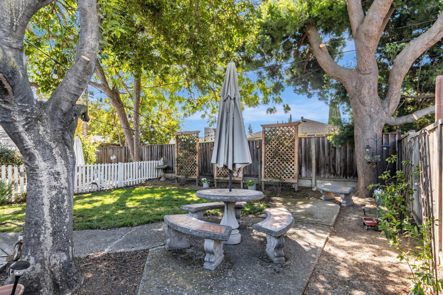 Santa Clara, California, 95050, United States, 3 Bedrooms Bedrooms, ,2 BathroomsBathrooms,Residential,For Sale,1942151