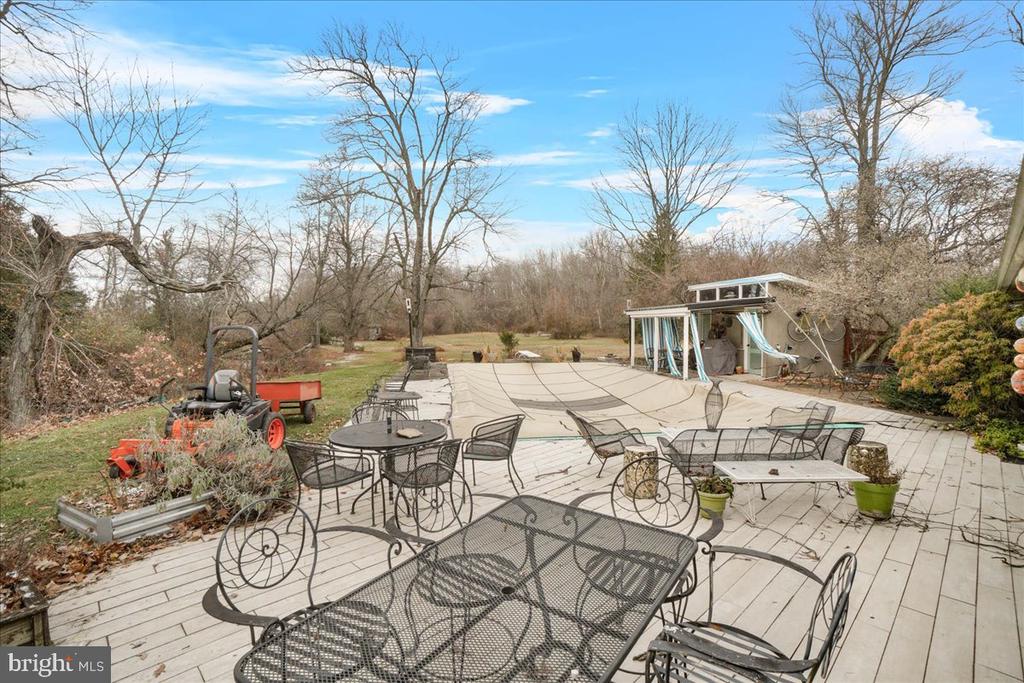 Fayetteville, Pennsylvania, 17222, United States, 3 Bedrooms Bedrooms, ,2 BathroomsBathrooms,Residential,For Sale,1928421