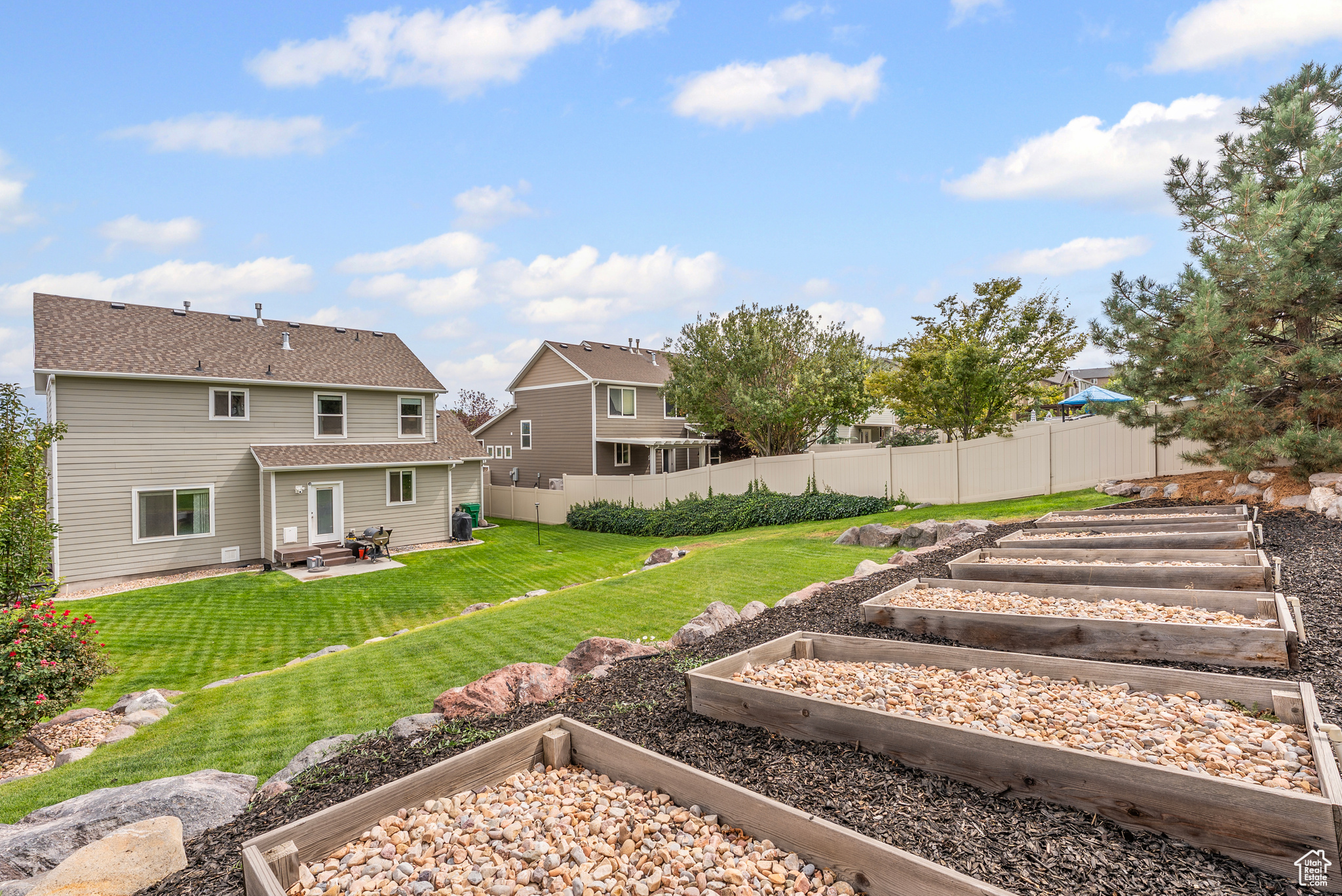 Herriman, Utah, 84096, United States, 4 Bedrooms Bedrooms, ,4 BathroomsBathrooms,Residential,For Sale,1949819