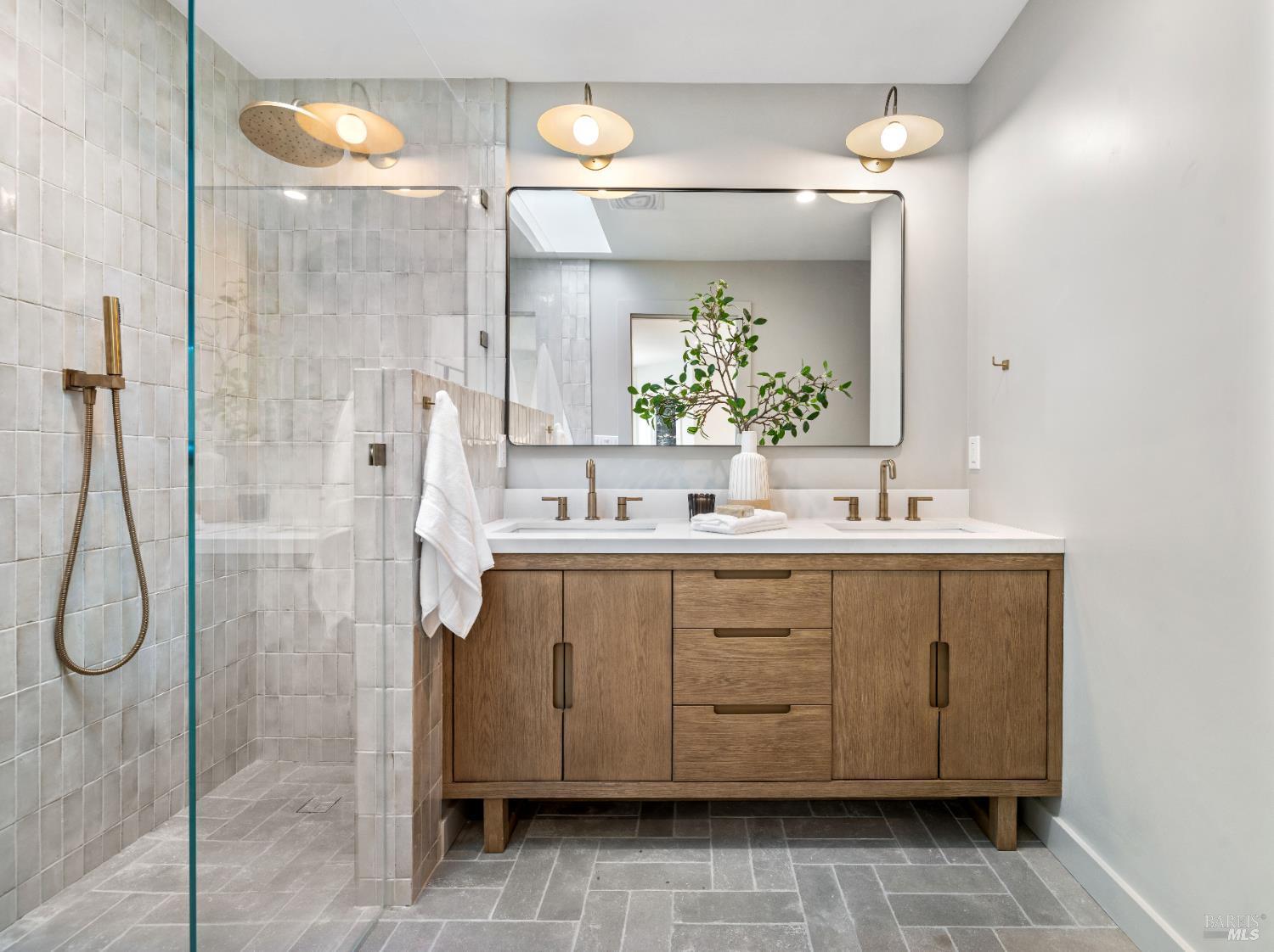 Sonoma, California, 95476, United States, 3 Bedrooms Bedrooms, ,3 BathroomsBathrooms,Residential,For Sale,1976344