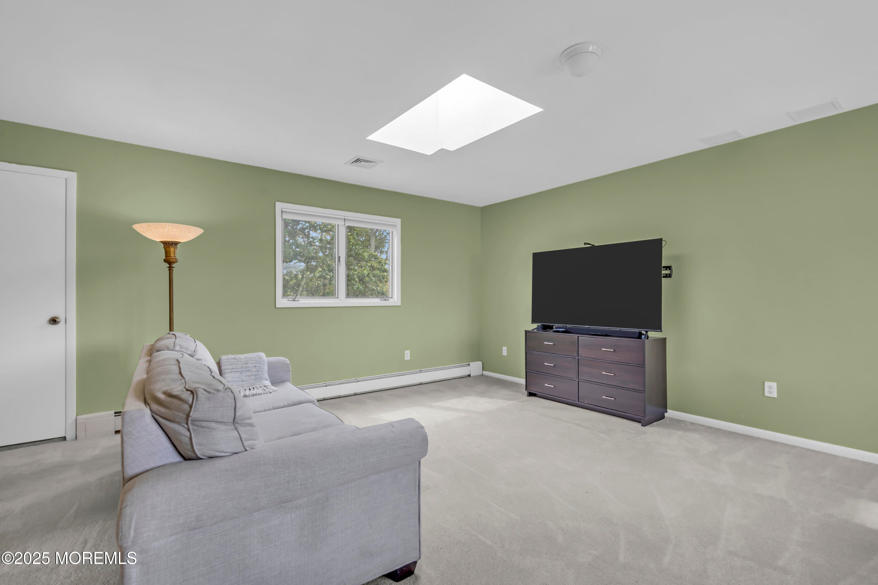 Toms River, New Jersey, 08753, United States, 4 Bedrooms Bedrooms, ,2 BathroomsBathrooms,Residential,For Sale,1992588