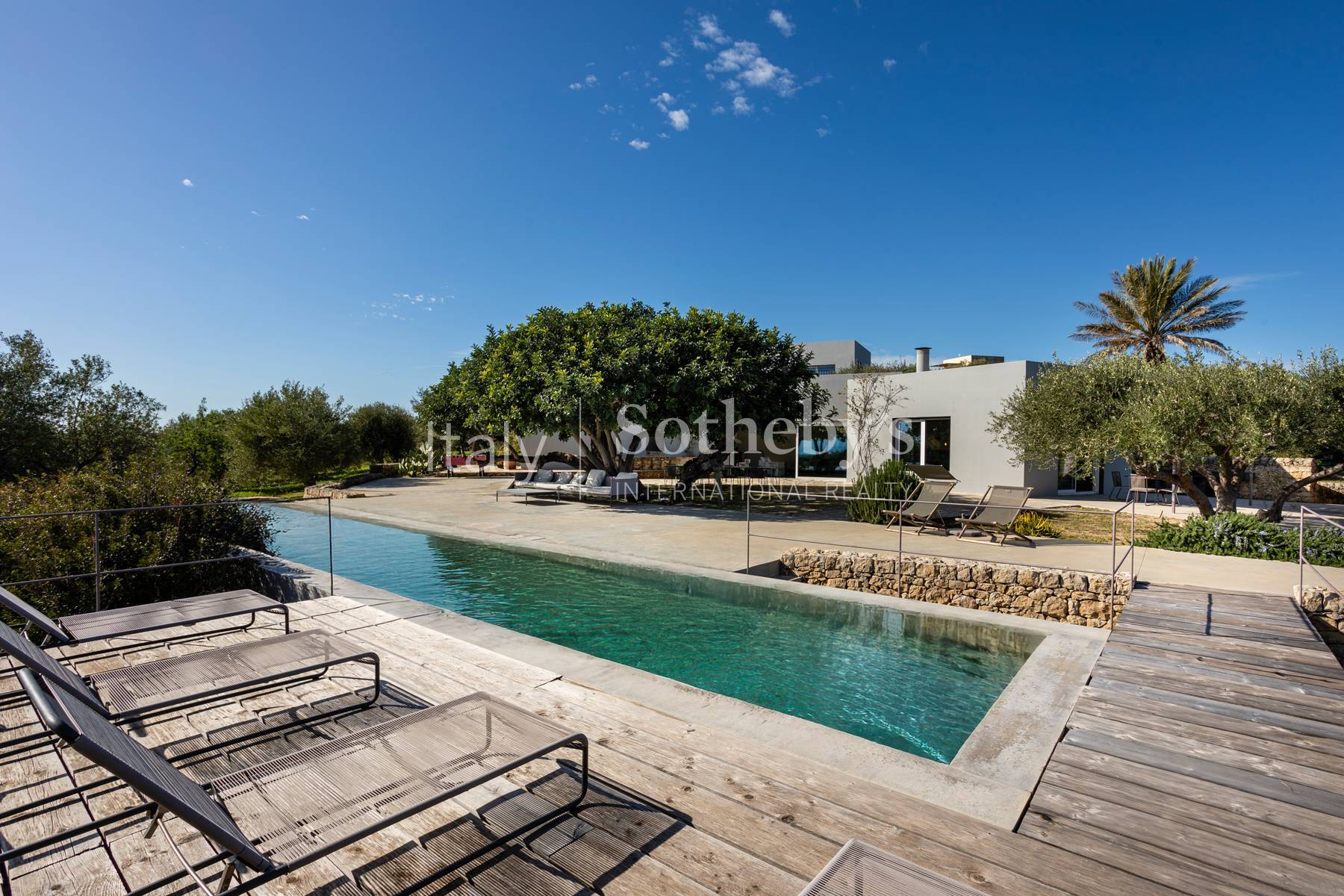  Elegant designer villa overlooking the Gulf of Noto - 物件實景