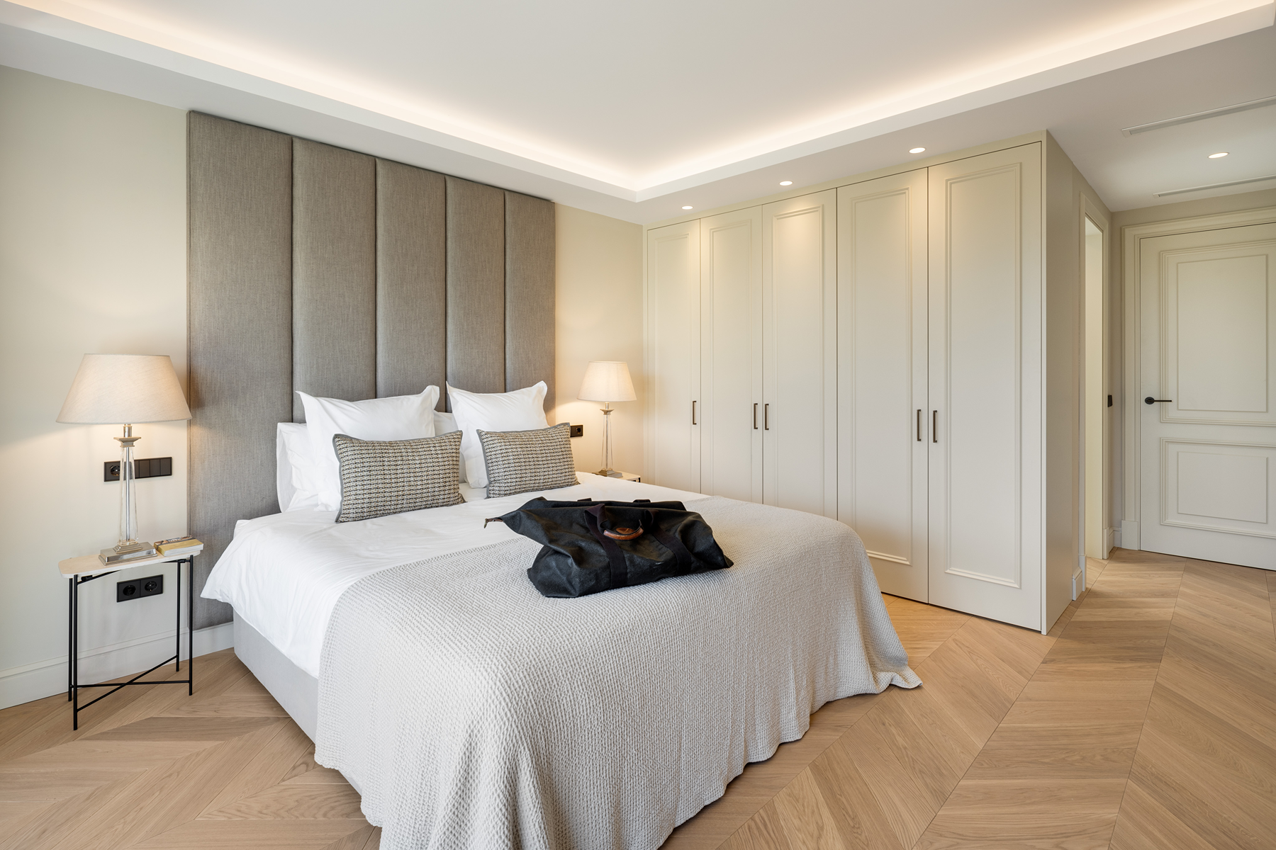 Renovated villa with refined interiors and exceptional outdoor living - 物件實景