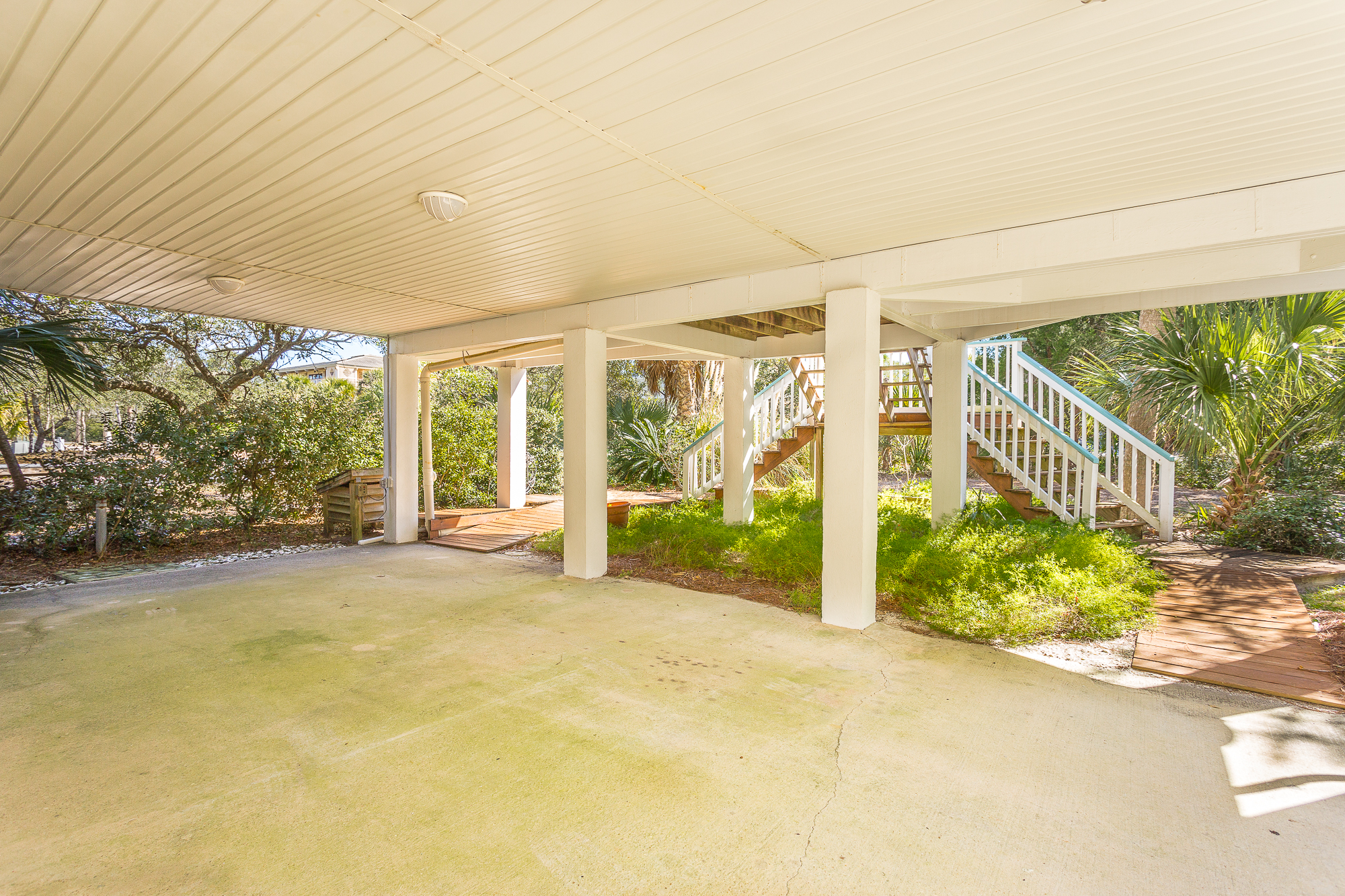 St George Island, Florida, 32328, United States, 4 Bedrooms Bedrooms, ,3 BathroomsBathrooms,Residential,For Sale,1974635