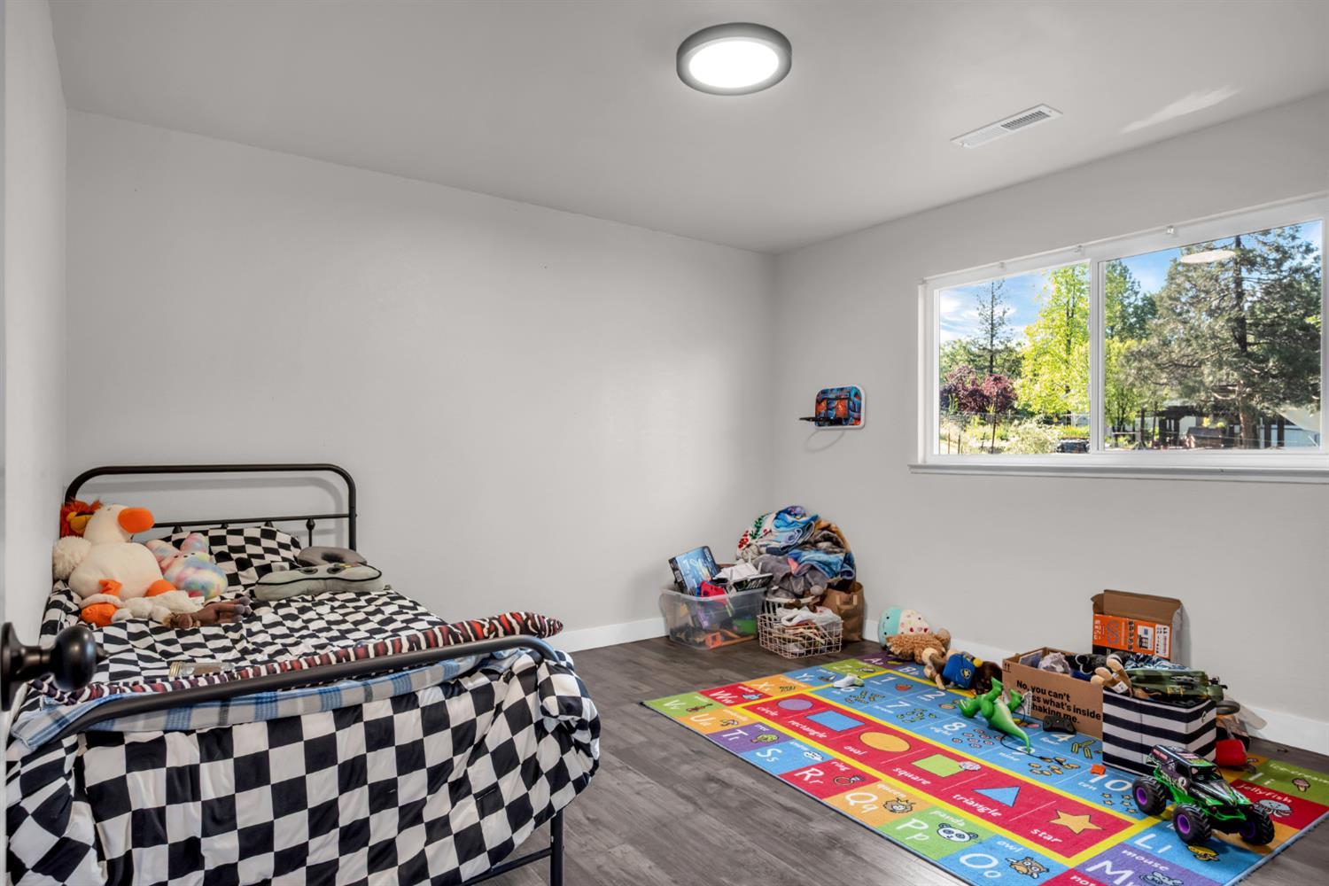 Placerville, California, 95667, United States, 3 Bedrooms Bedrooms, ,2 BathroomsBathrooms,Residential,For Sale,2037409