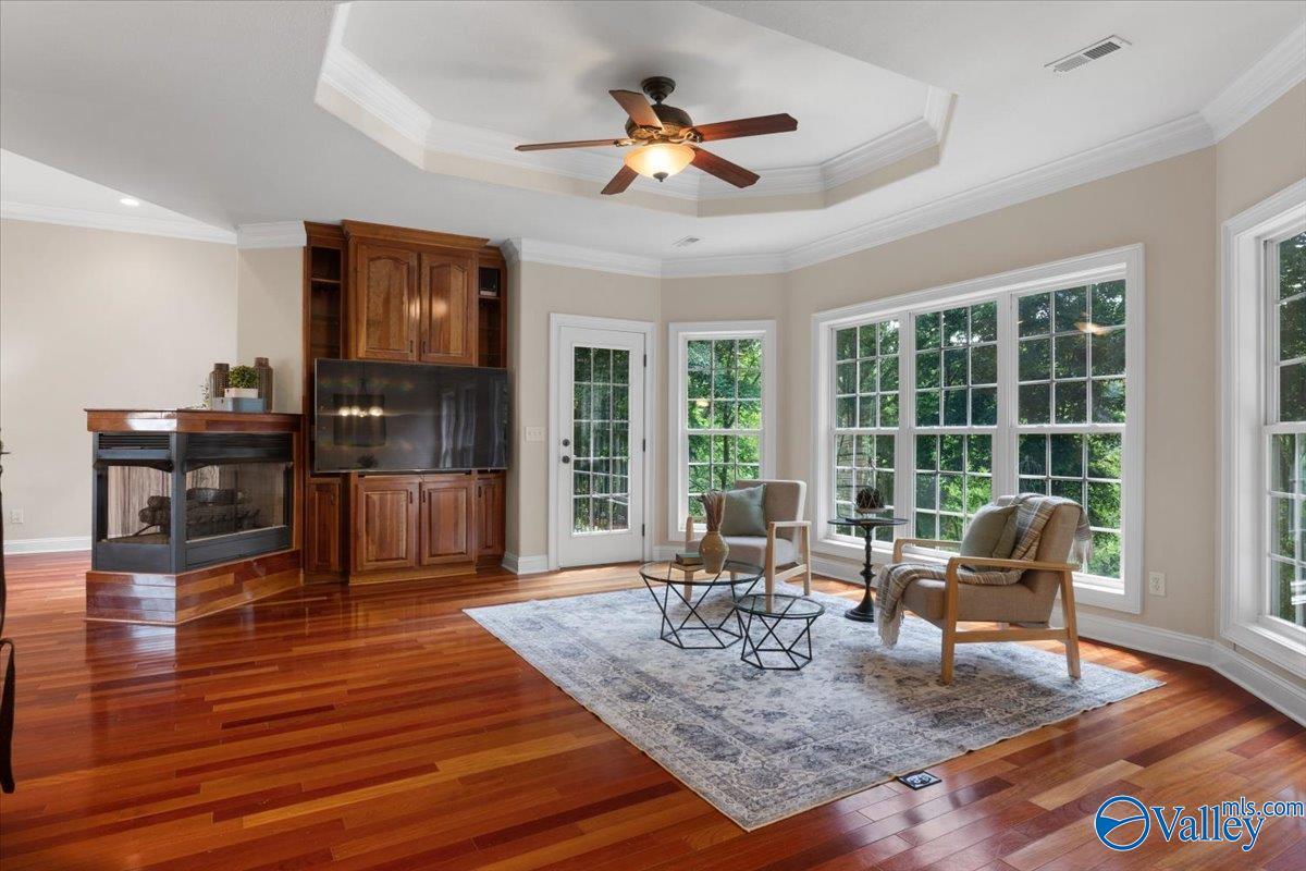 Hazel Green, Alabama, 35750, United States, 5 Bedrooms Bedrooms, ,4 BathroomsBathrooms,Residential,For Sale,1846923