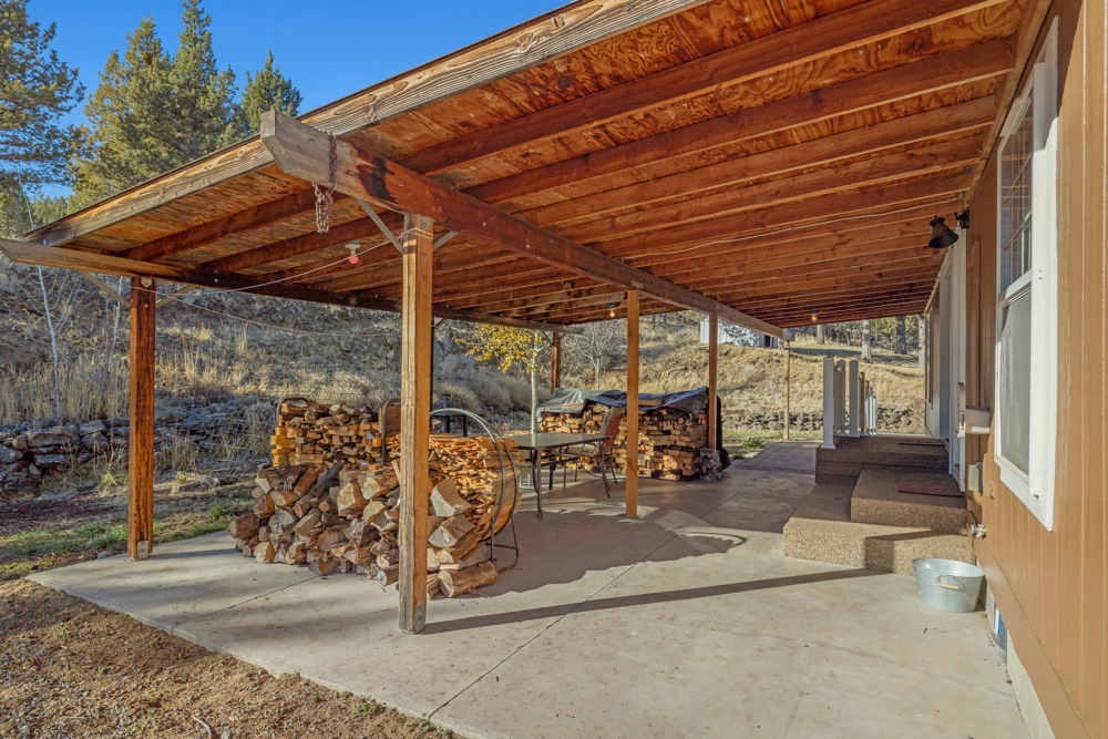 KLAMATH FALLS, Oregon, 97603, United States, 3 Bedrooms Bedrooms, ,2 BathroomsBathrooms,Residential,For Sale,1984310