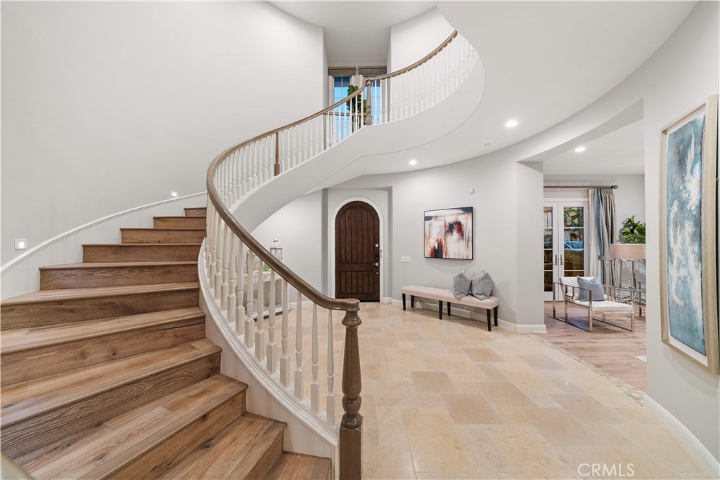 Irvine, California, 92602, United States, 5 Bedrooms Bedrooms, ,6 BathroomsBathrooms,Residential,For Sale,1982881