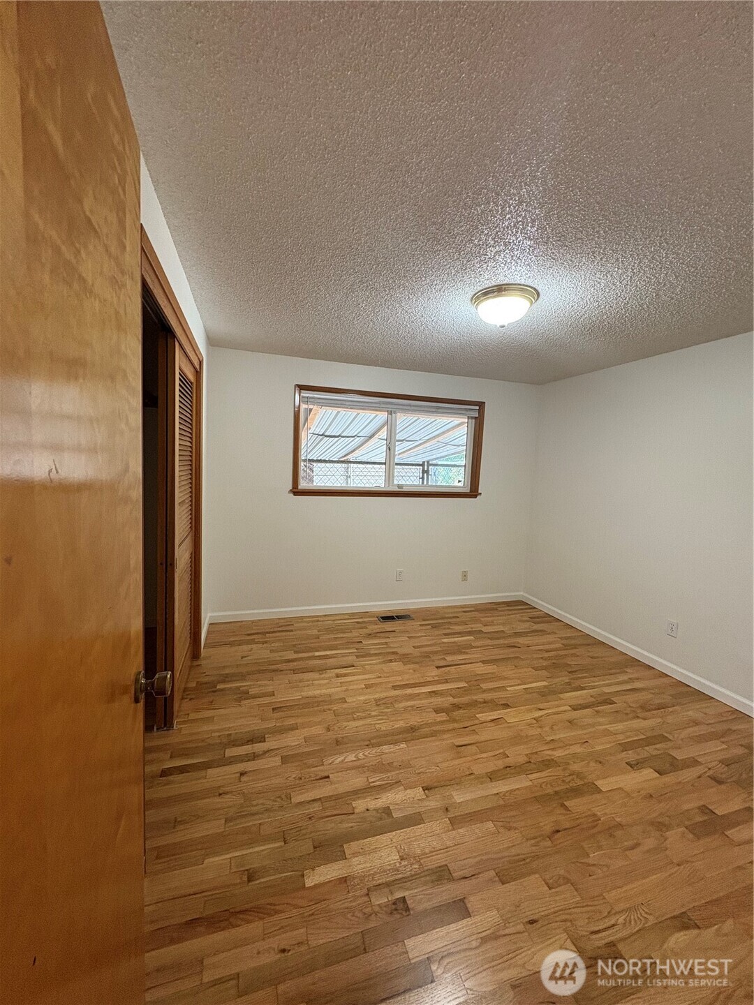 Tacoma, Washington, 98498, United States, 4 Bedrooms Bedrooms, ,3 BathroomsBathrooms,Residential,For Sale,1951496