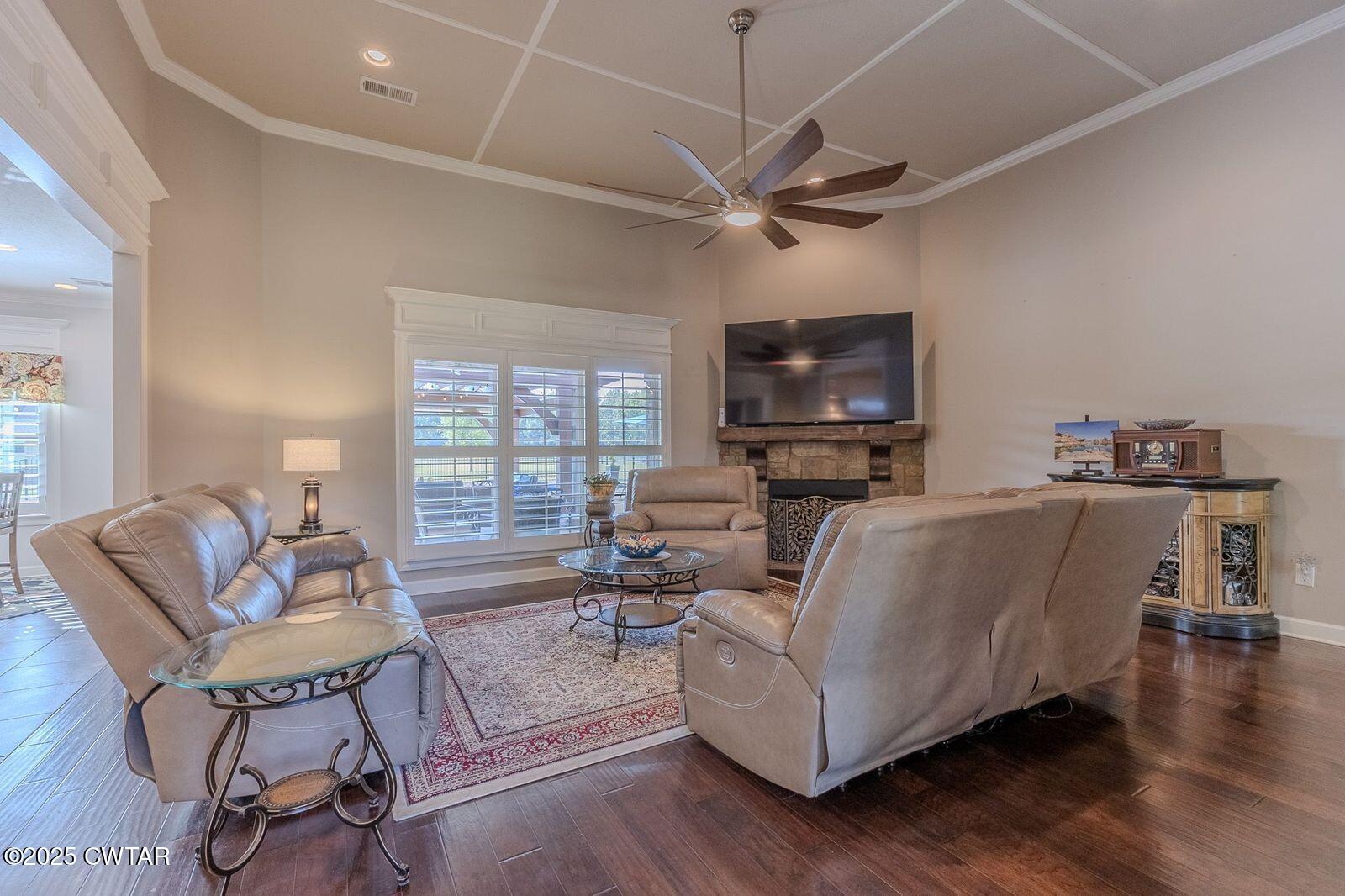 Brownsville, Tennessee, 38012, United States, 4 Bedrooms Bedrooms, ,3 BathroomsBathrooms,Residential,For Sale,1936332