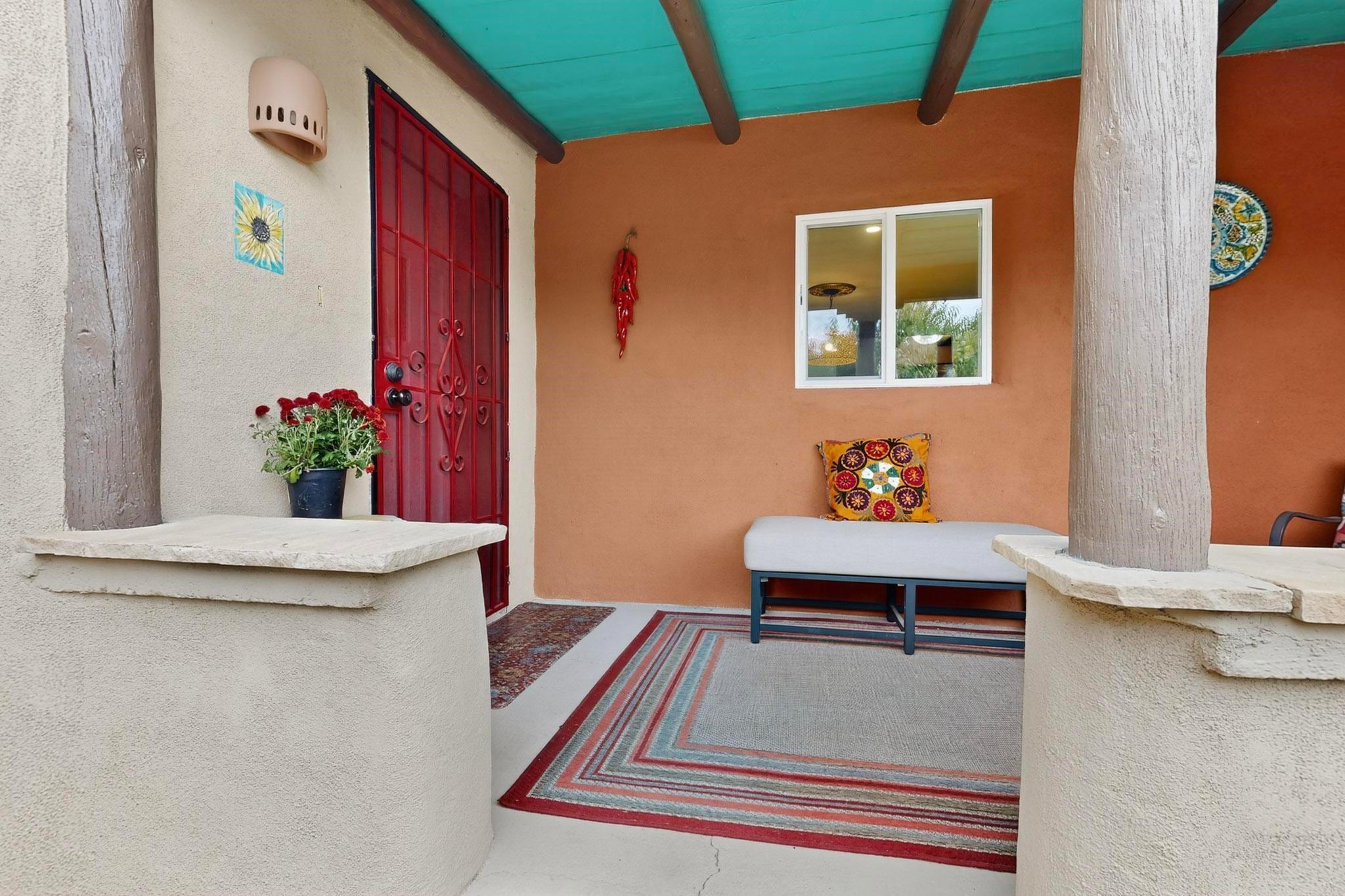 Santa Fe, New Mexico, 87505, United States, 3 Bedrooms Bedrooms, ,2 BathroomsBathrooms,Residential,For Sale,1971309