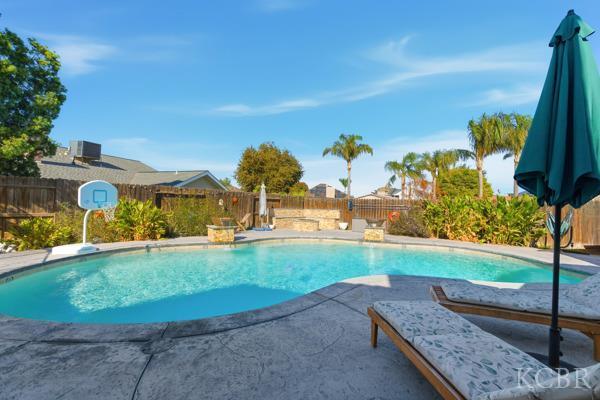 Hanford, California, 93230, United States, 4 Bedrooms Bedrooms, ,2 BathroomsBathrooms,Residential,For Sale,1976494