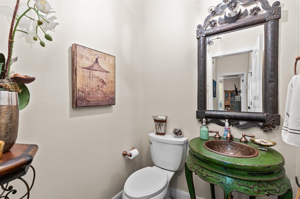 Waco, Texas, 76708, United States, 4 Bedrooms Bedrooms, ,4 BathroomsBathrooms,Residential,For Sale,1989175