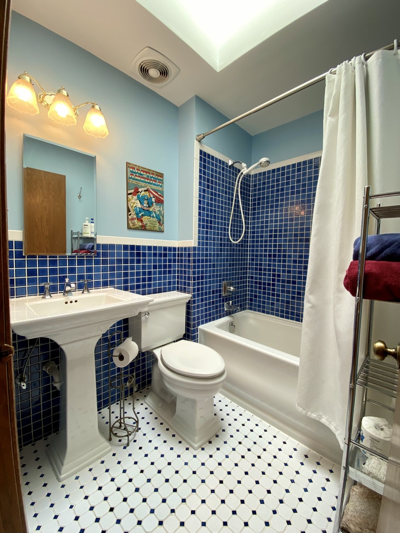 New Lenox, Illinois, 60451, United States, 5 Bedrooms Bedrooms, ,5 BathroomsBathrooms,Residential,For Sale,1920341