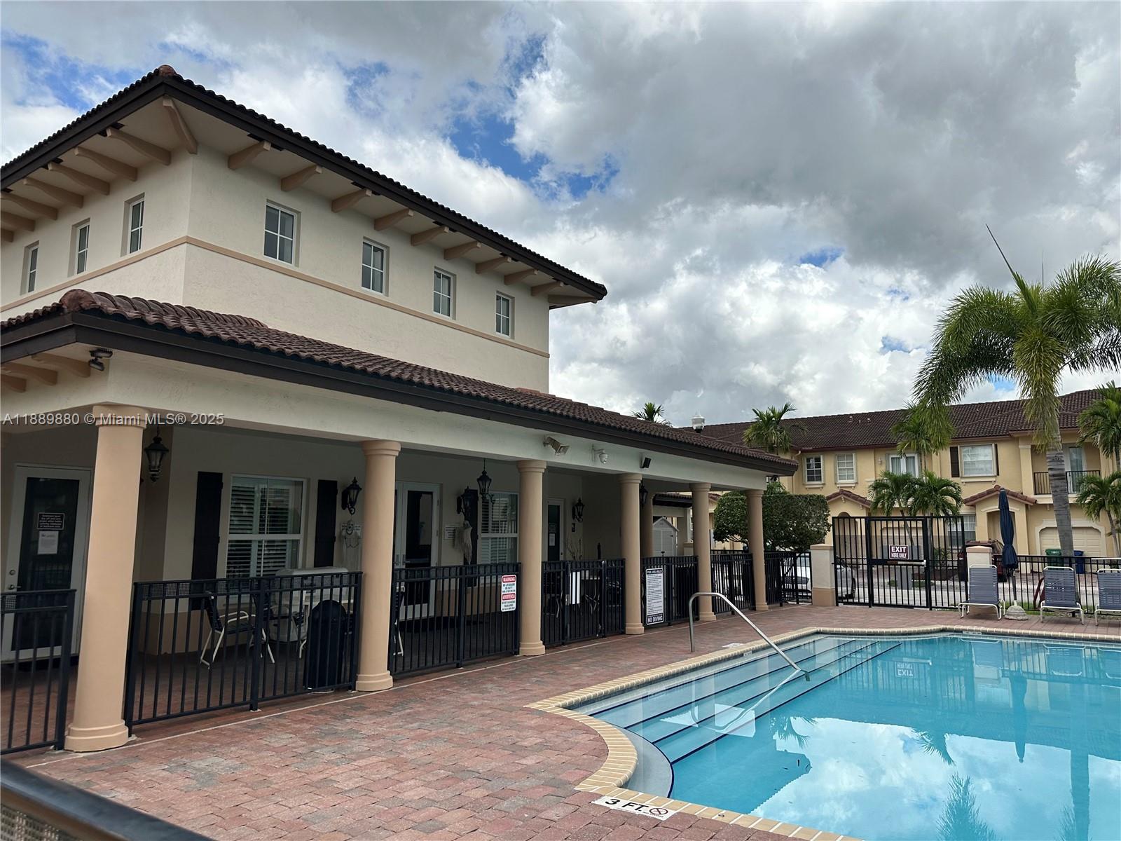 Miami, Florida, 33186, United States, 3 Bedrooms Bedrooms, ,3 BathroomsBathrooms,Residential,For Sale,1960523