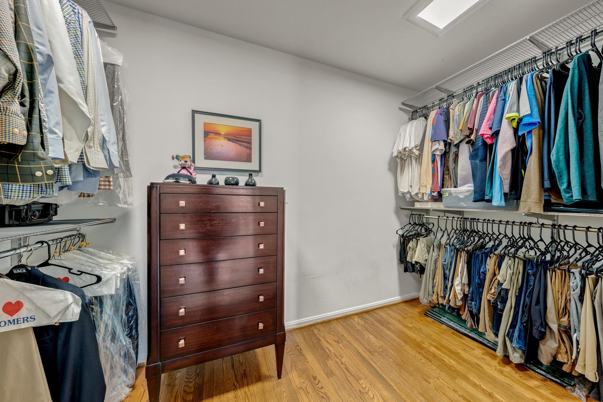  12076 Kinsley Place, Reston, VA, 20190 - 物件實景