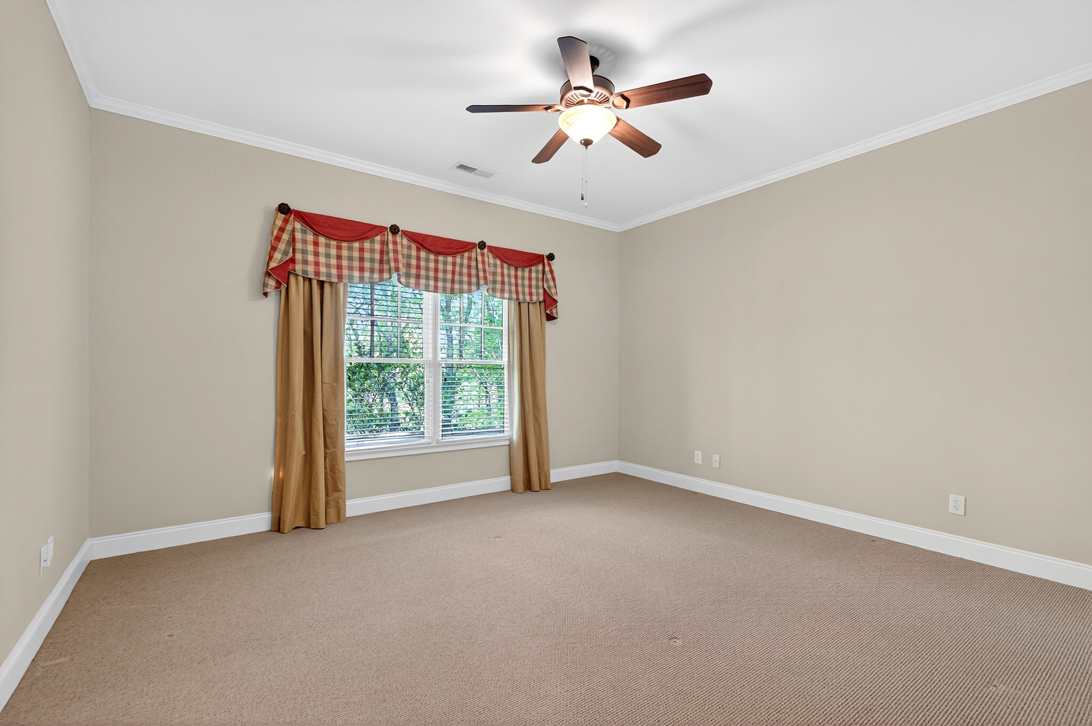  Beautifully Updated Ranch-Style Home in the Prestigious Achasta Golf Community - 物件實景