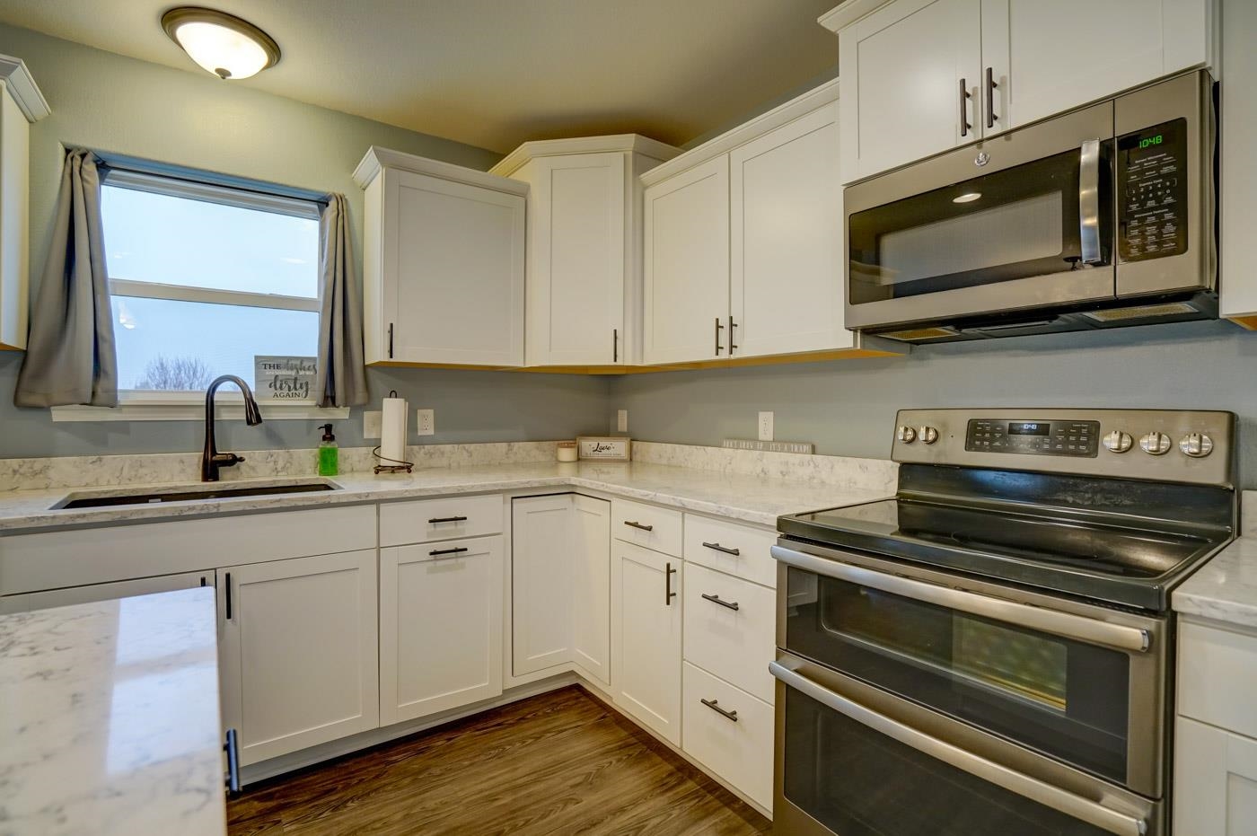 Fort Atkinson, Wisconsin, 53538, United States, 3 Bedrooms Bedrooms, ,4 BathroomsBathrooms,Residential,For Sale,1977230