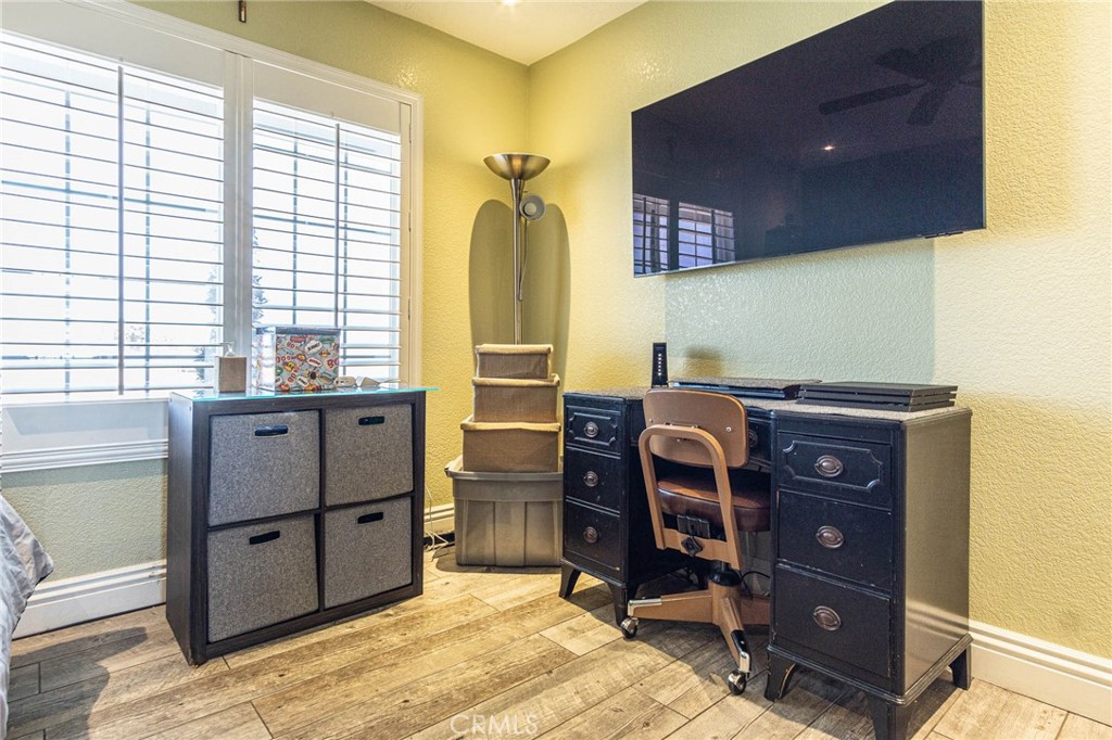 Oak Hills, California, 92344, United States, 4 Bedrooms Bedrooms, ,3 BathroomsBathrooms,Residential,For Sale,1978154