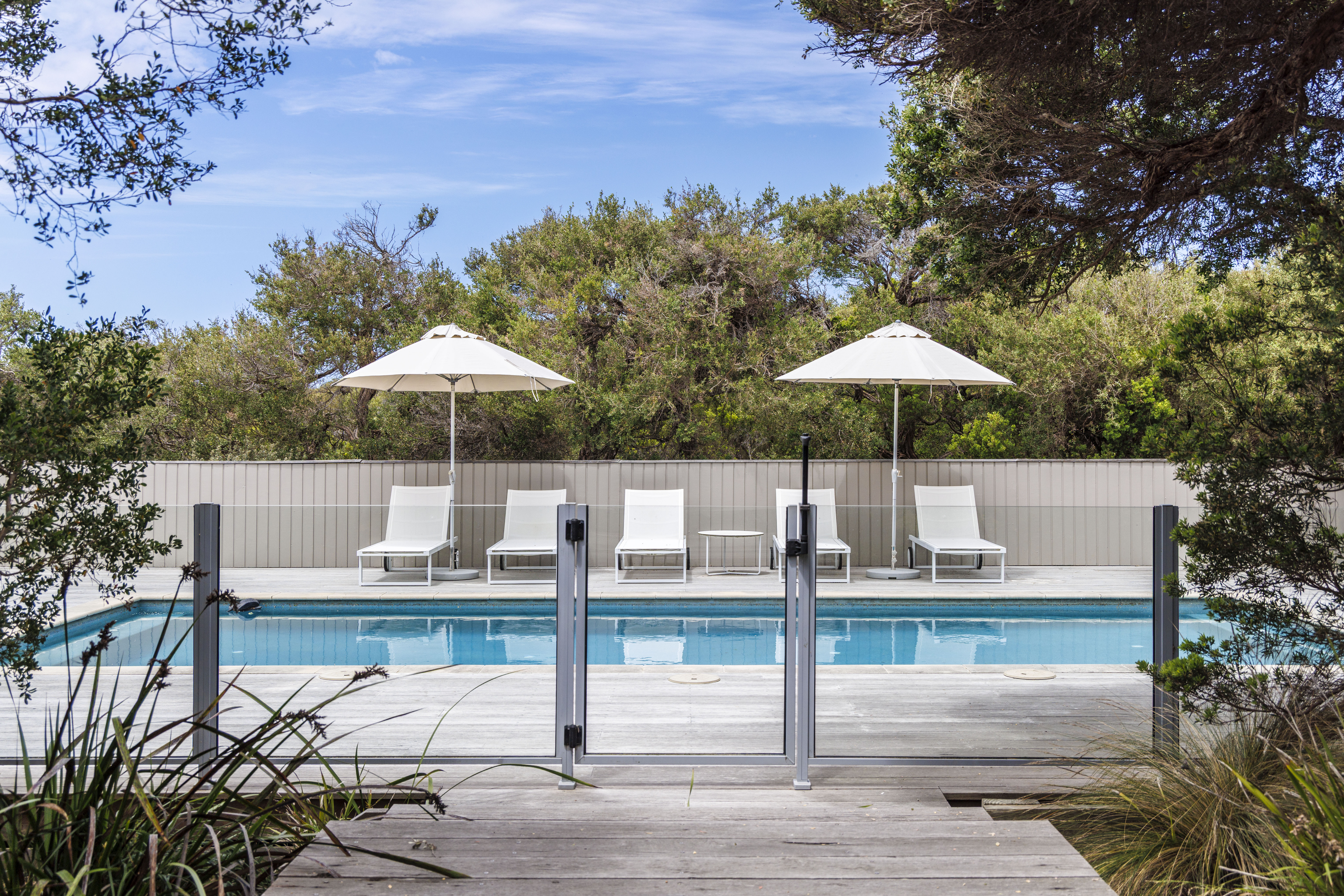  11 Paringa Road, PORTSEA - 物件實景