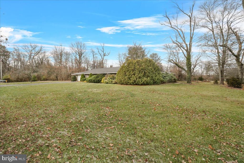Fayetteville, Pennsylvania, 17222, United States, 3 Bedrooms Bedrooms, ,2 BathroomsBathrooms,Residential,For Sale,1928421