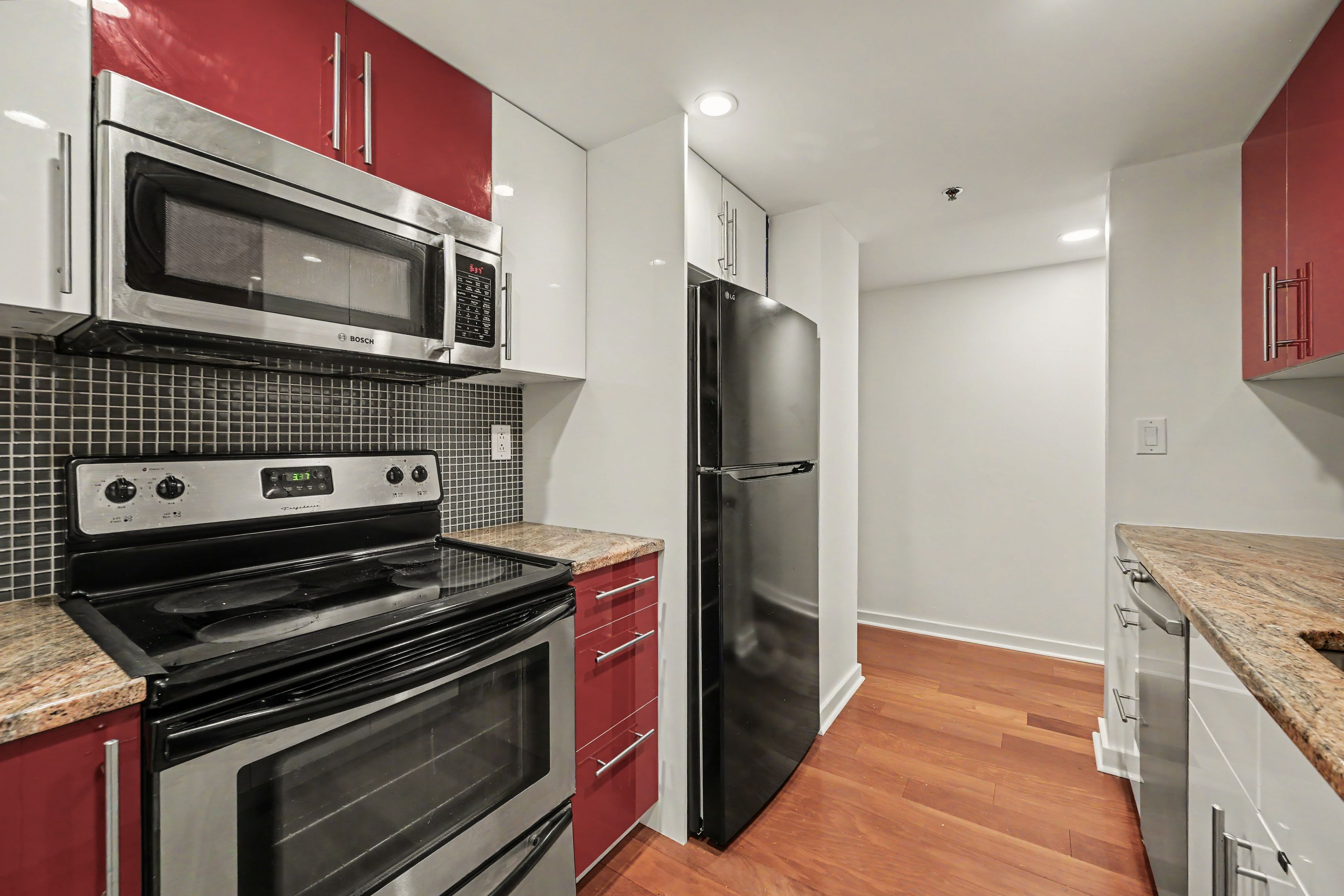  127 Greyrock Place APT 706 - 物件實景