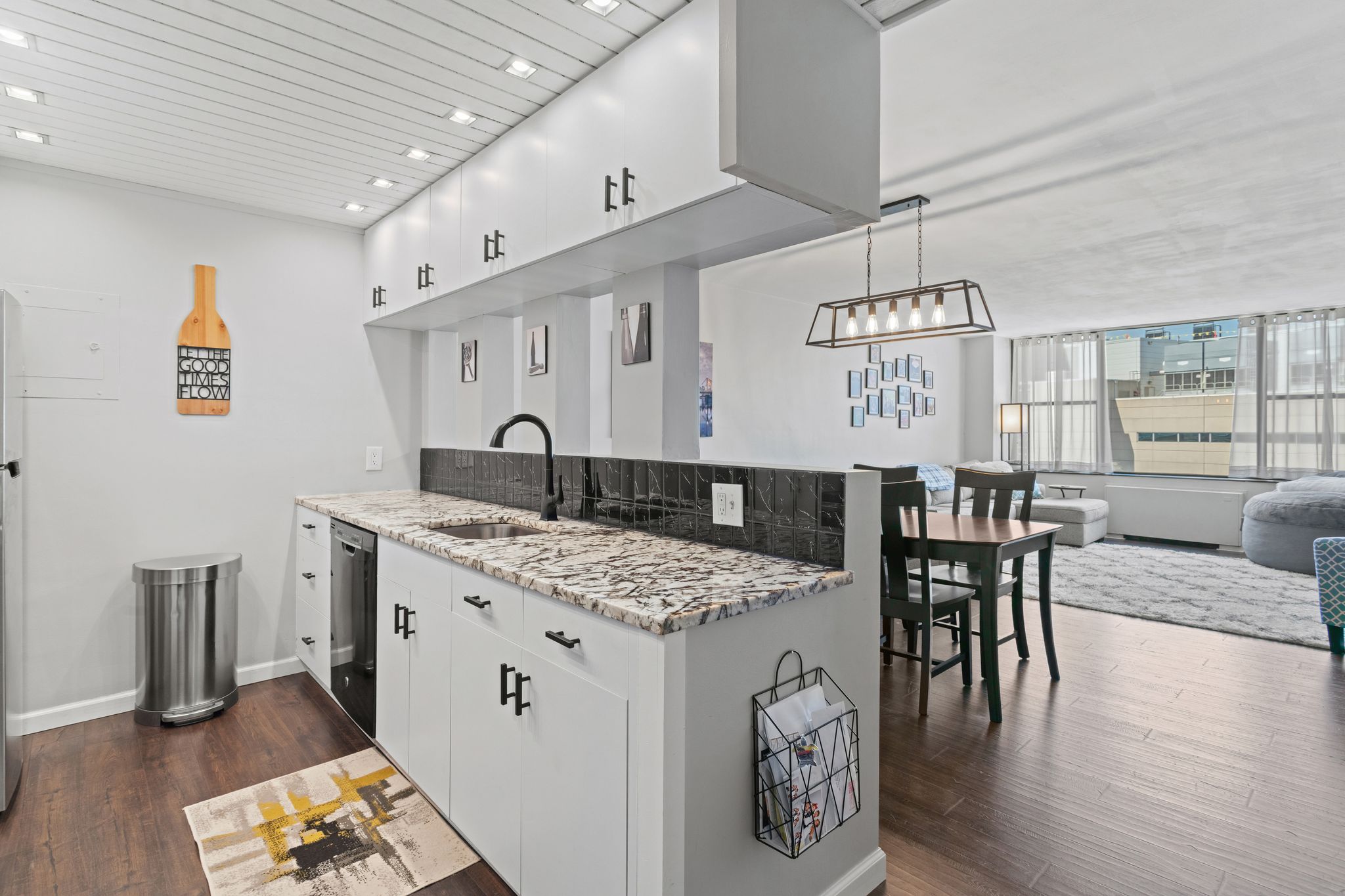  112 Washington Place #18C, Pittsburgh, PA 15219 - 物件實景