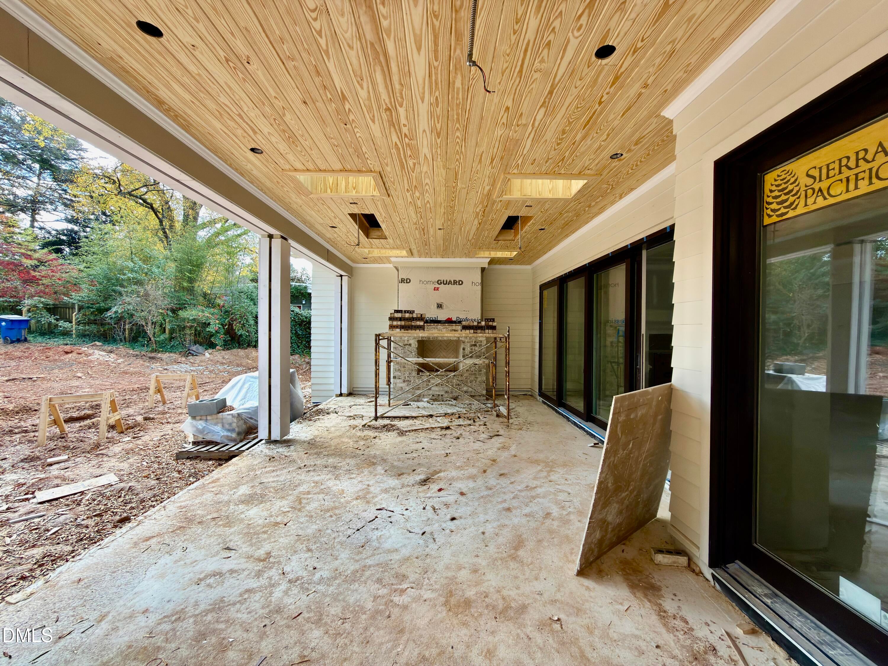 Raleigh, North Carolina, 27608, United States, 4 Bedrooms Bedrooms, ,6 BathroomsBathrooms,Residential,For Sale,1988275